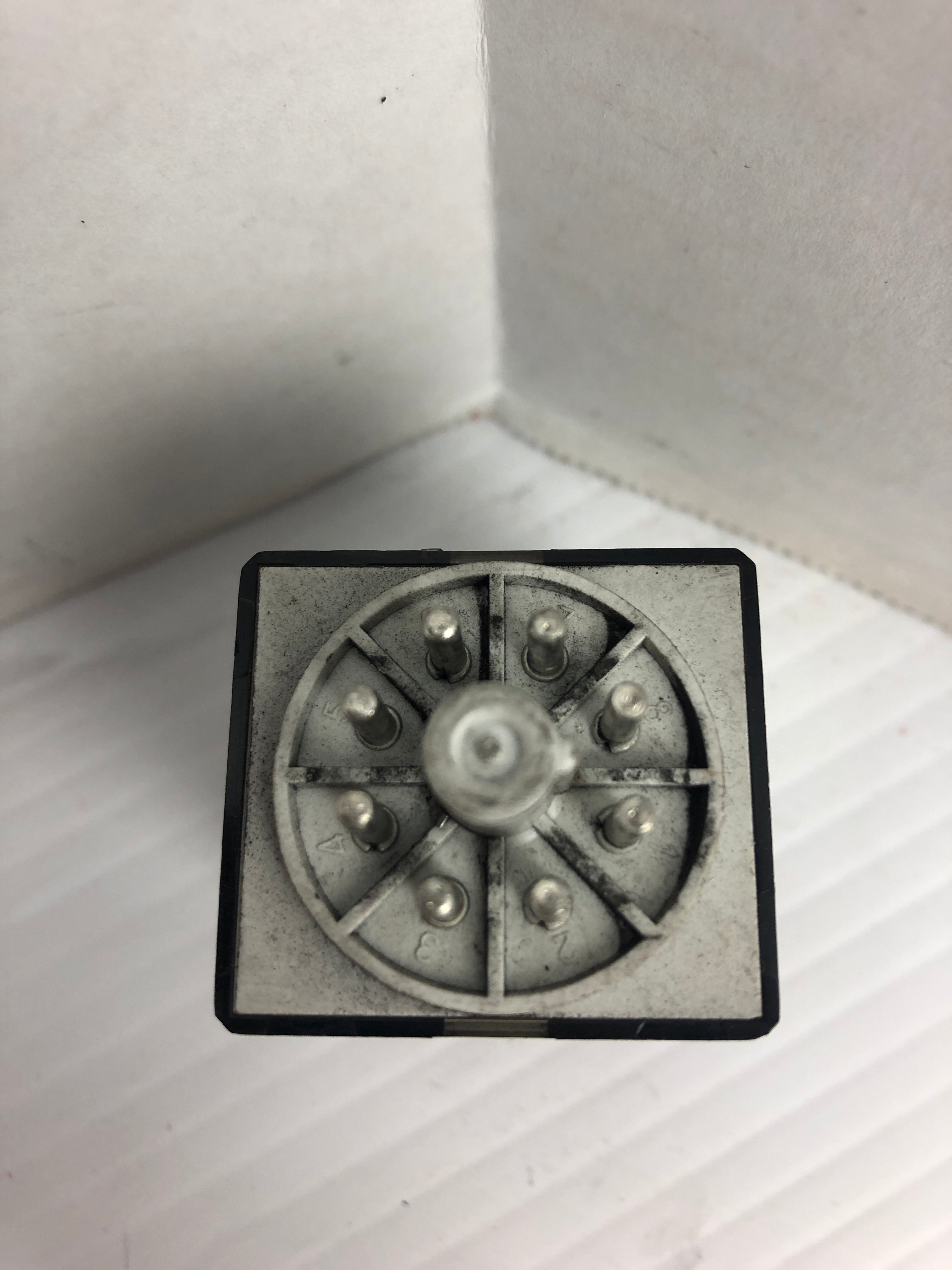 Dayton 700-HA32A1 Relay 250VAC 10A 1HP