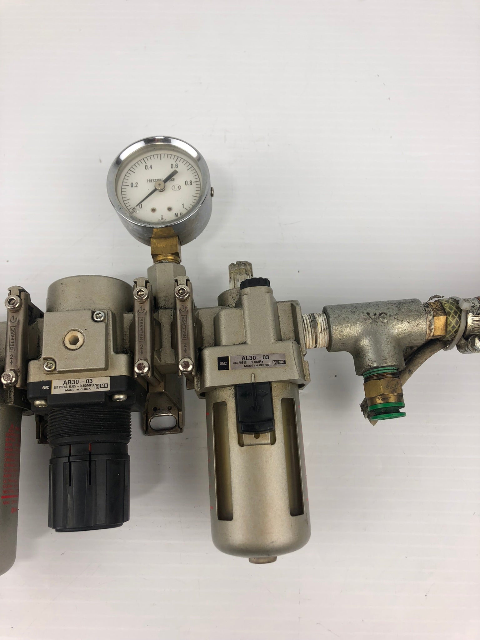 SMC Filter Regulator Assembly AF30-03 AR30-03 AL30-03 AC30-03-X2121