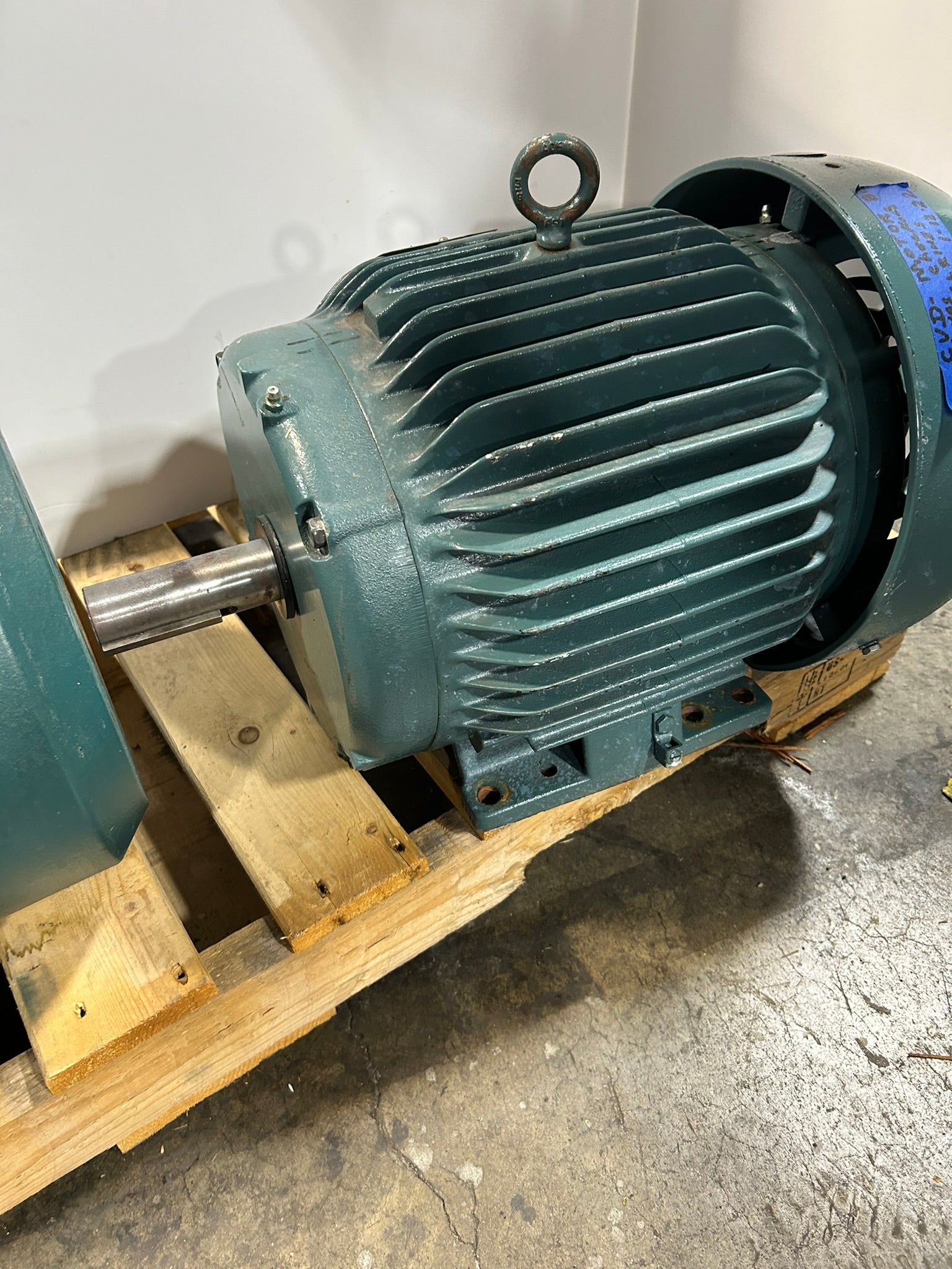 Baldor Reliance ECP3770T 7.5HP 3PH 230/460V 213T TEFC Severe Duty AC Motor