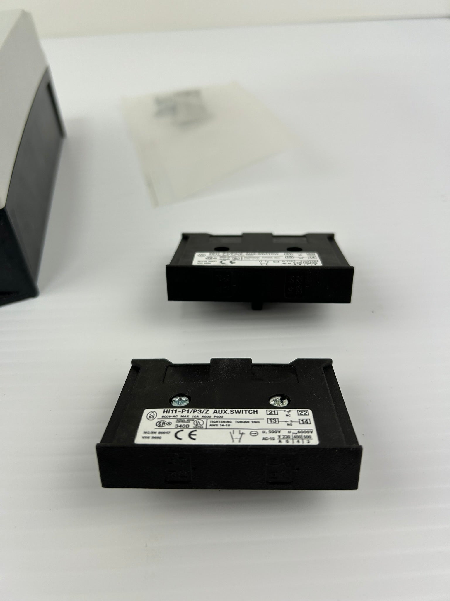 Moeller P1-25/I2/SVB-NA Switch with Allen Bradley 194L-HE6N-175
