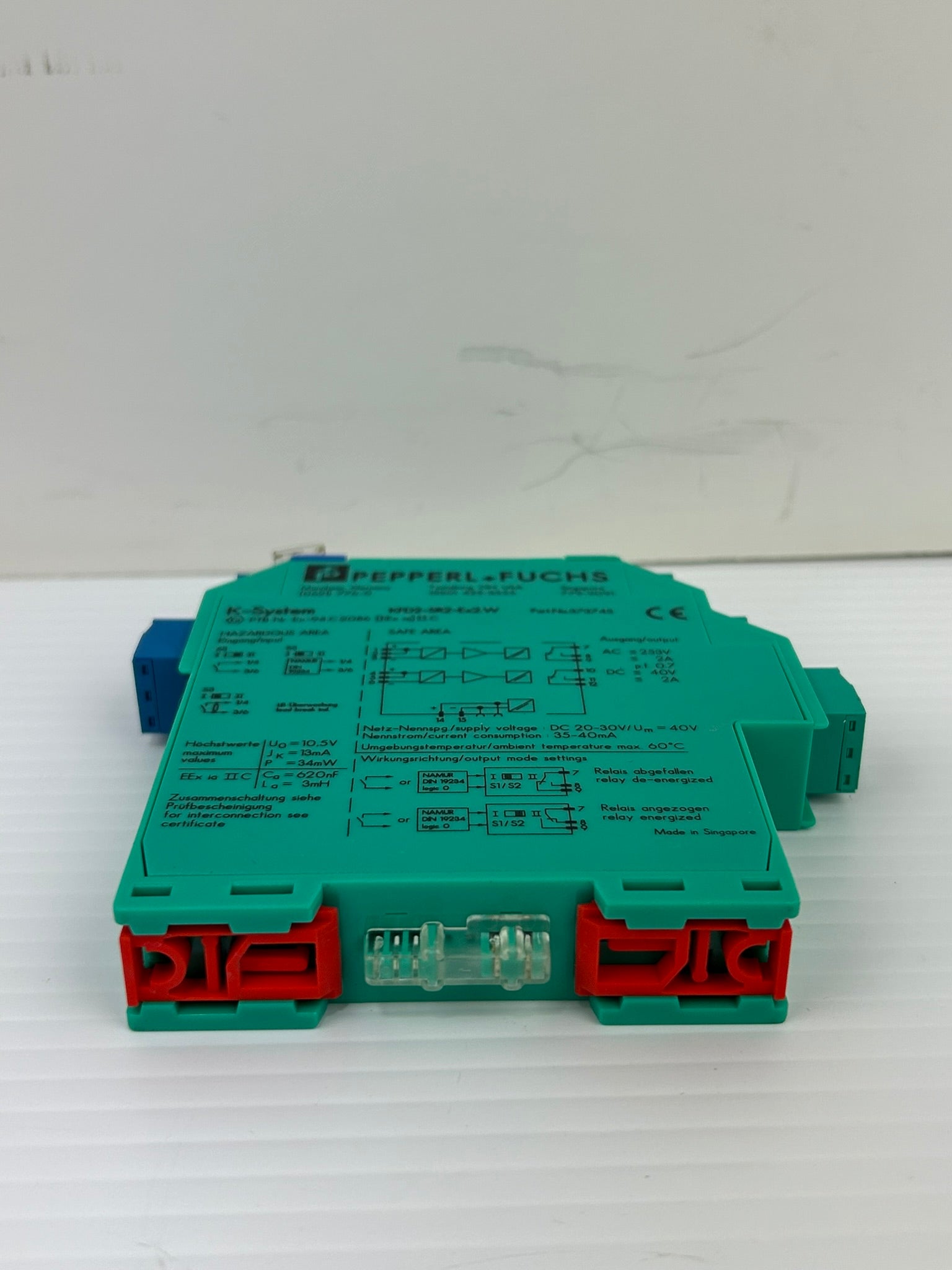 Pepperl + Fuchs KFD2-SR2-Ex2.W Switch Amplifier 37374S