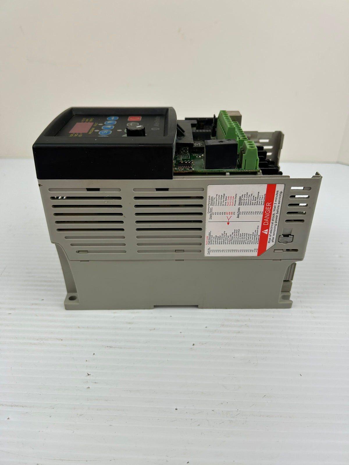 Allen Bradley 22B-B5P0N104 PowerFlex Drive Series A