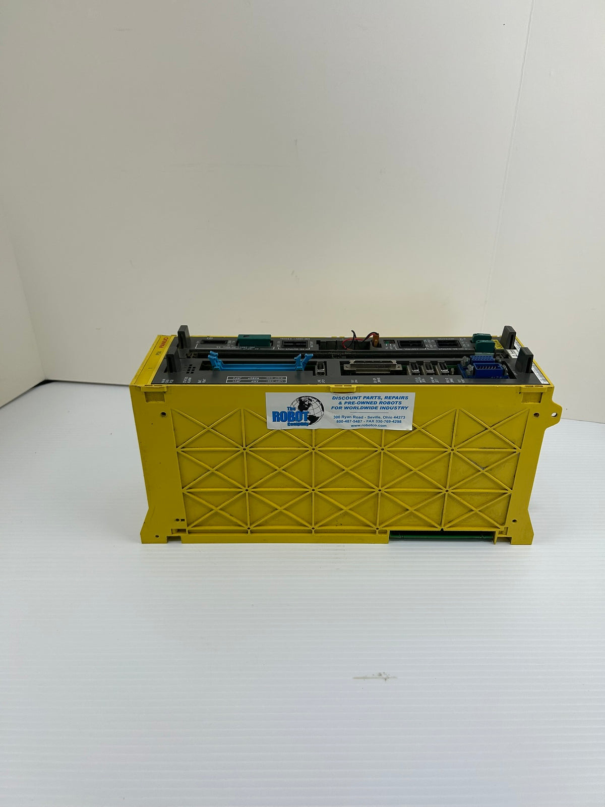 Fanuc A05B-2316-C107 2 Slot Backplane Rack R-J2 Controller PSU