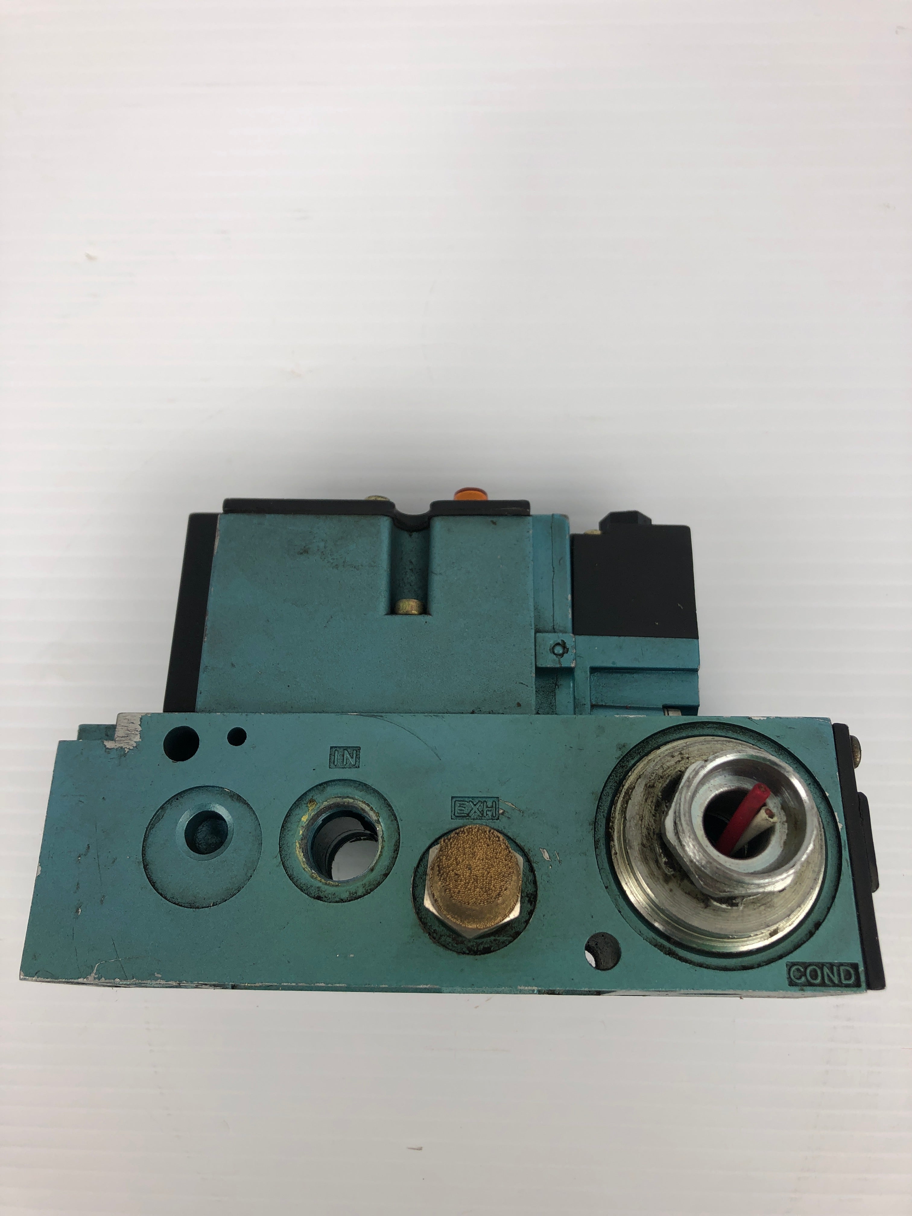 MAC 82A-AC-BKA-TM-DAAP-4DA Valve Assembly with TM-DAAJ-4DA Valve