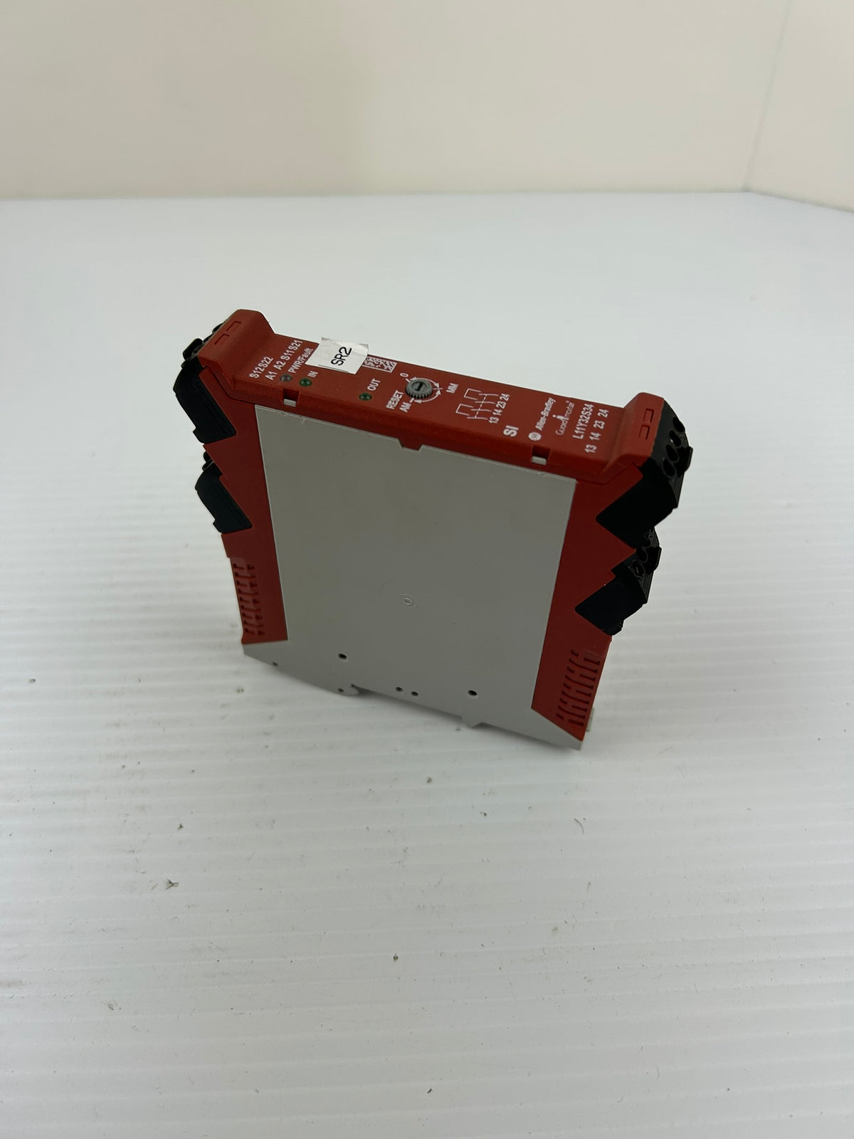 Allen-Bradley 440R-S12R2 Guardmaster Single Input Safety Relay 24VDC