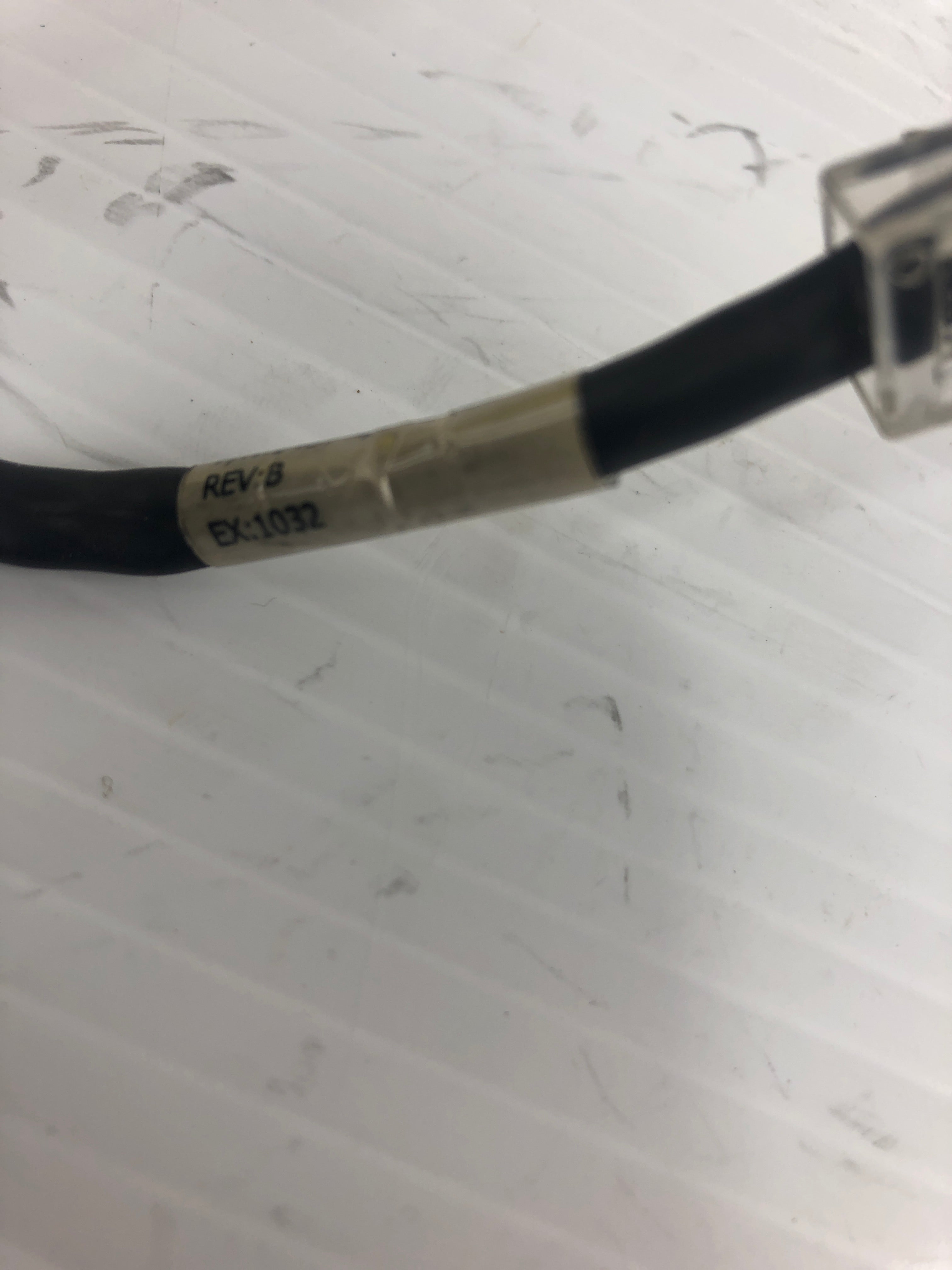 2457-40305-003PLE Rev B Network Cable