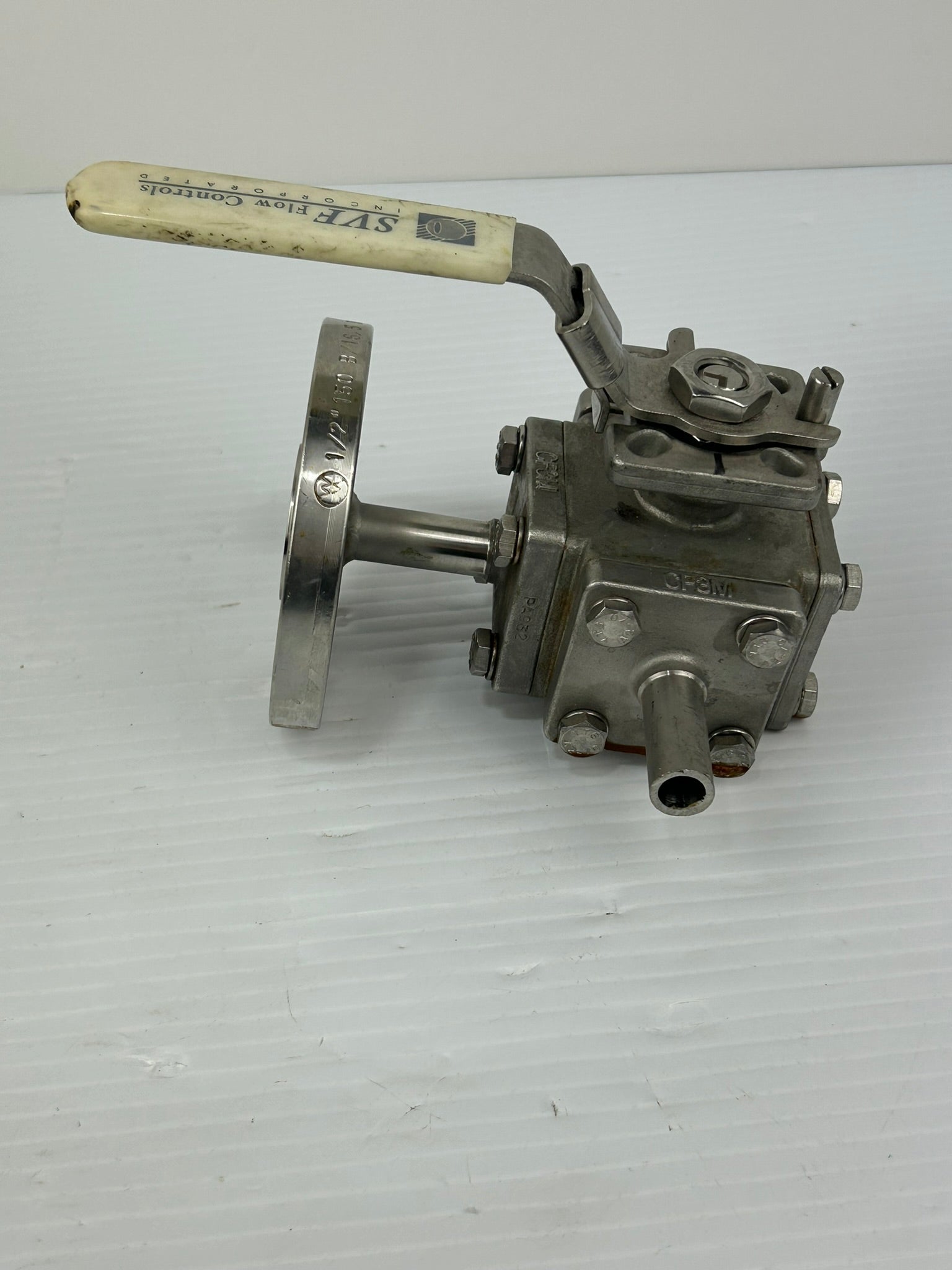 SVF Flow Controls 1000 WOG Valve 1/2"-CF3M 150 with Handle