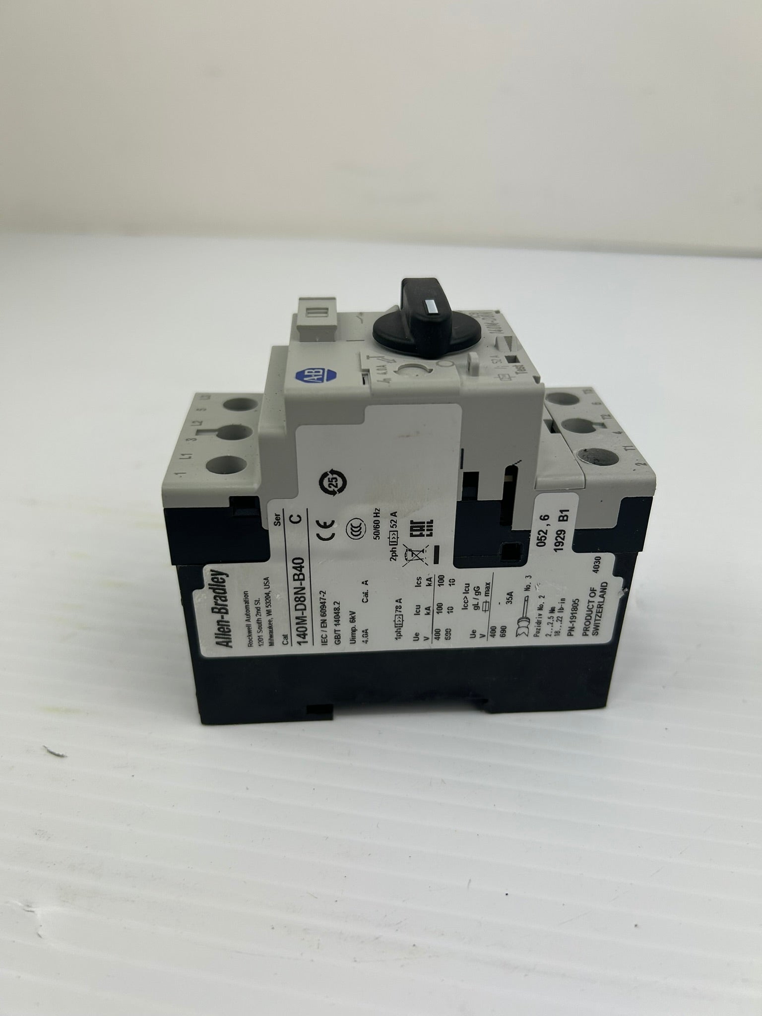 Allen-Bradley 140M-D8N-B40 Motor Starter Series C