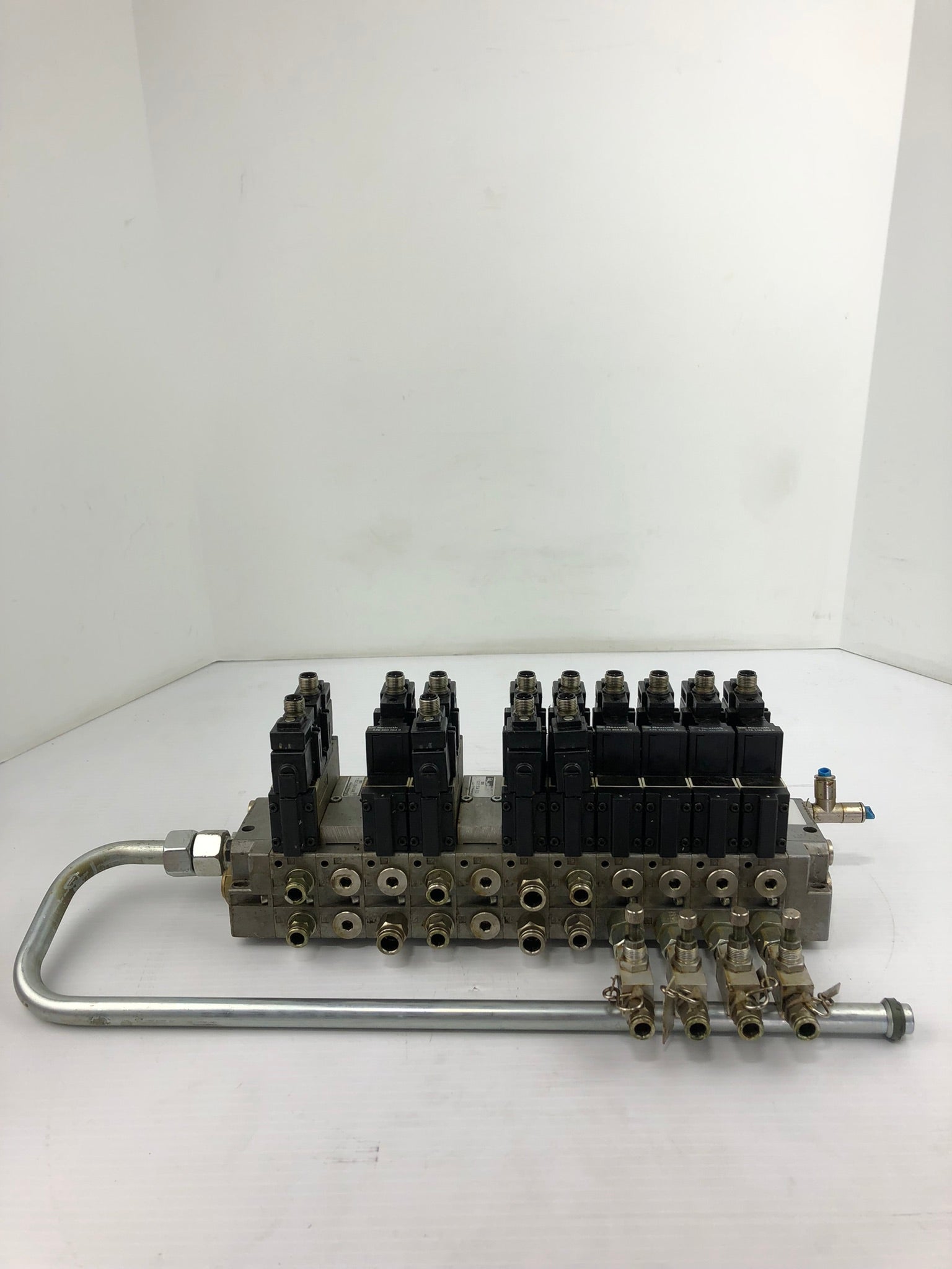 Bosch Rexroth Valve Assembly 5763600620 1825504033
