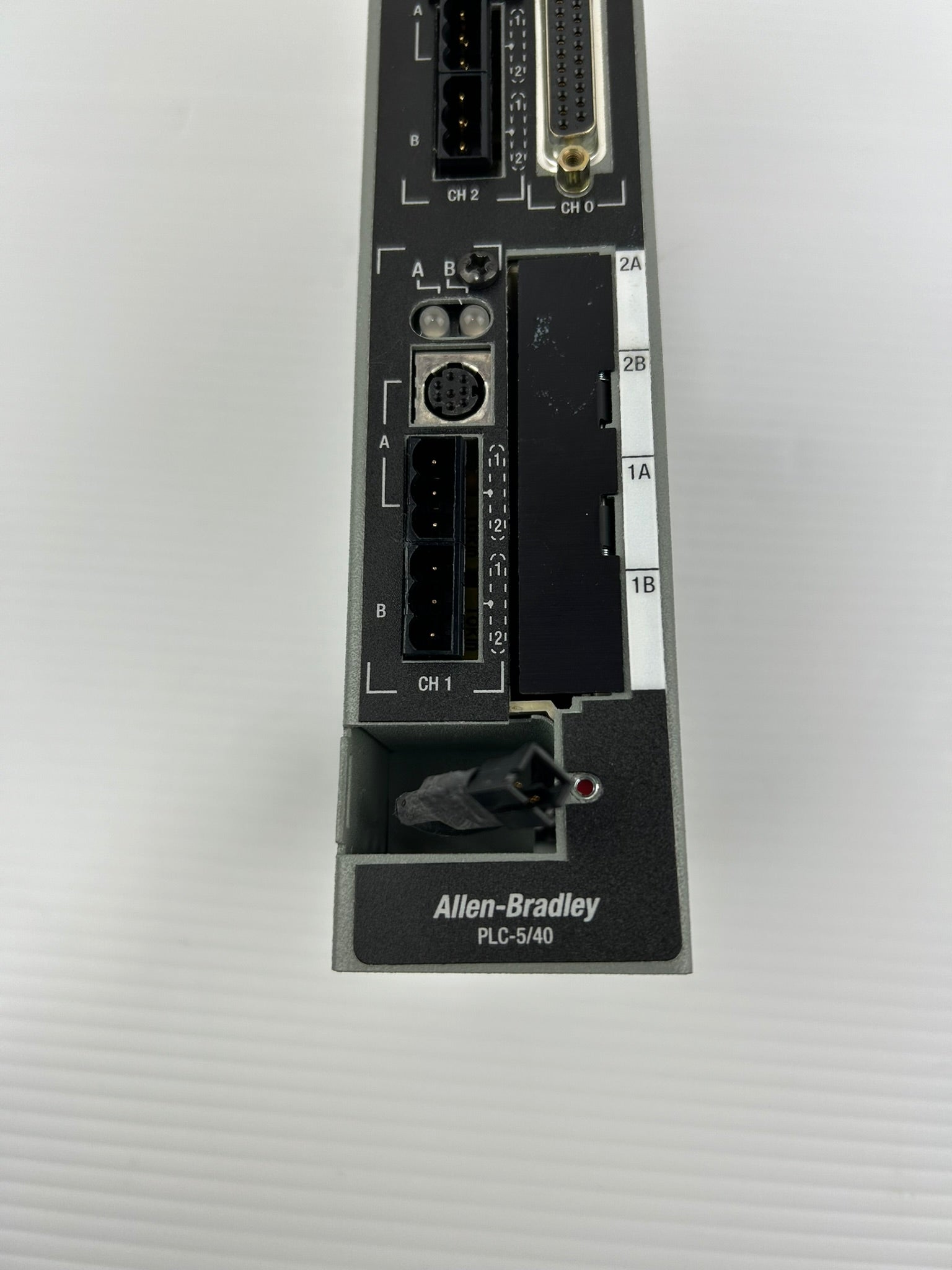 Allen-Bradley 1785-L40B Enhanced PLC-5 Controller Rev. V01 Series E 5VDC 3.3A