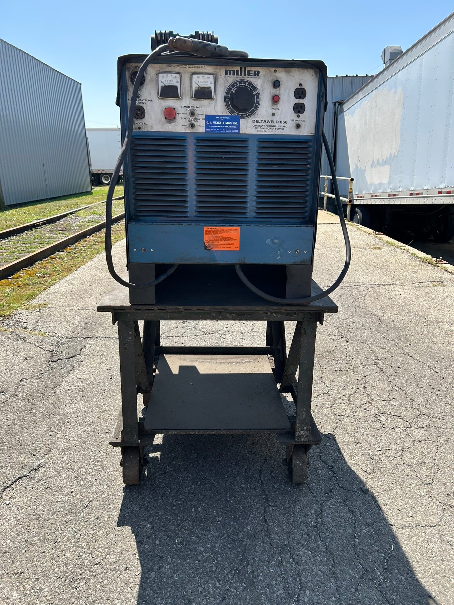 Miller Deltaweld 650 Portable Welder 3PH 230/460V 118/59 Amp