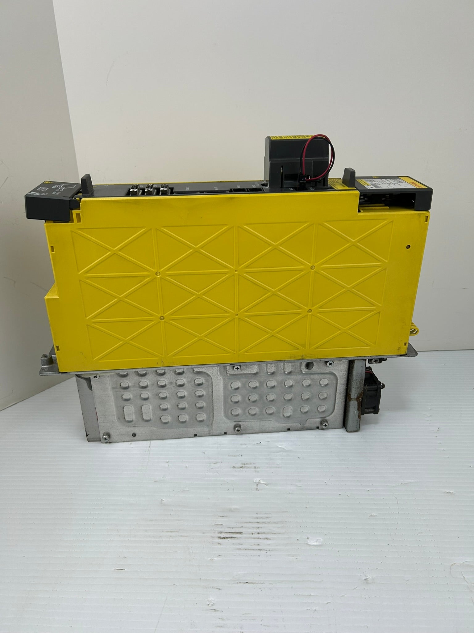Fanuc A06B-6117-H209 Servo Amplifier Servo Drive Series E aiSV 80/80 B-65282