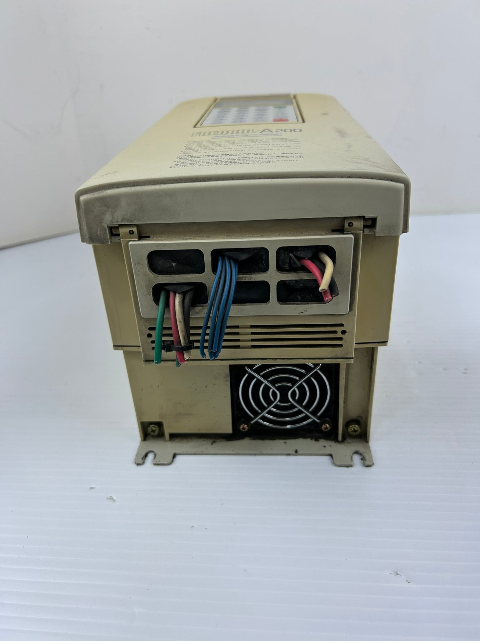 Mitsubishi FR-A240-0.75KP Inverter Freqrol A200 Drive 0.75kW with Keypad