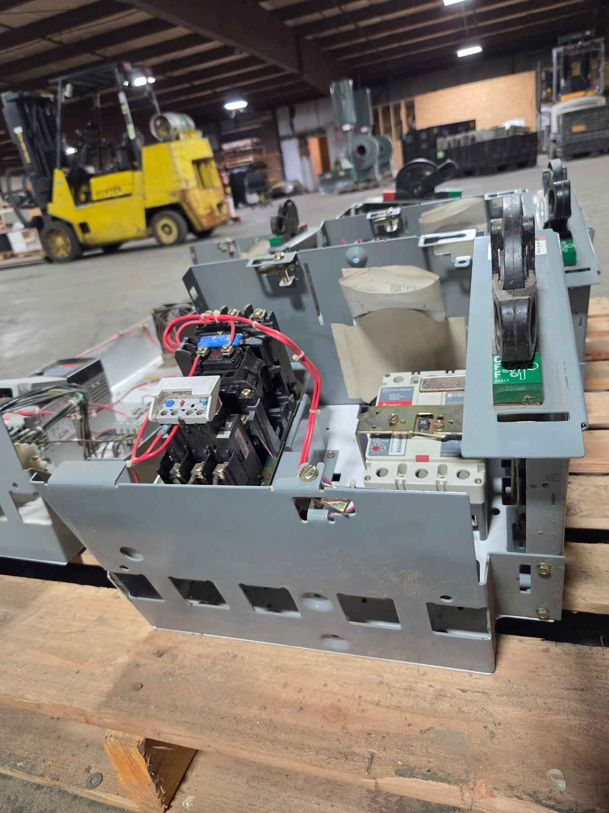 Allen-Bradley MCC Bucket 2113B Size 1 FVNR 10HP 3PH 480V 30A Breaker - No Door
