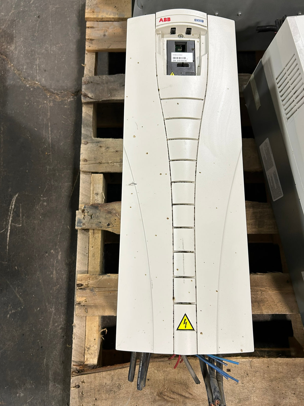 ABB ACH550-UH-078A-4 HVAC Variable Frequency Drive 60HP 45kW 380-480V 3PH