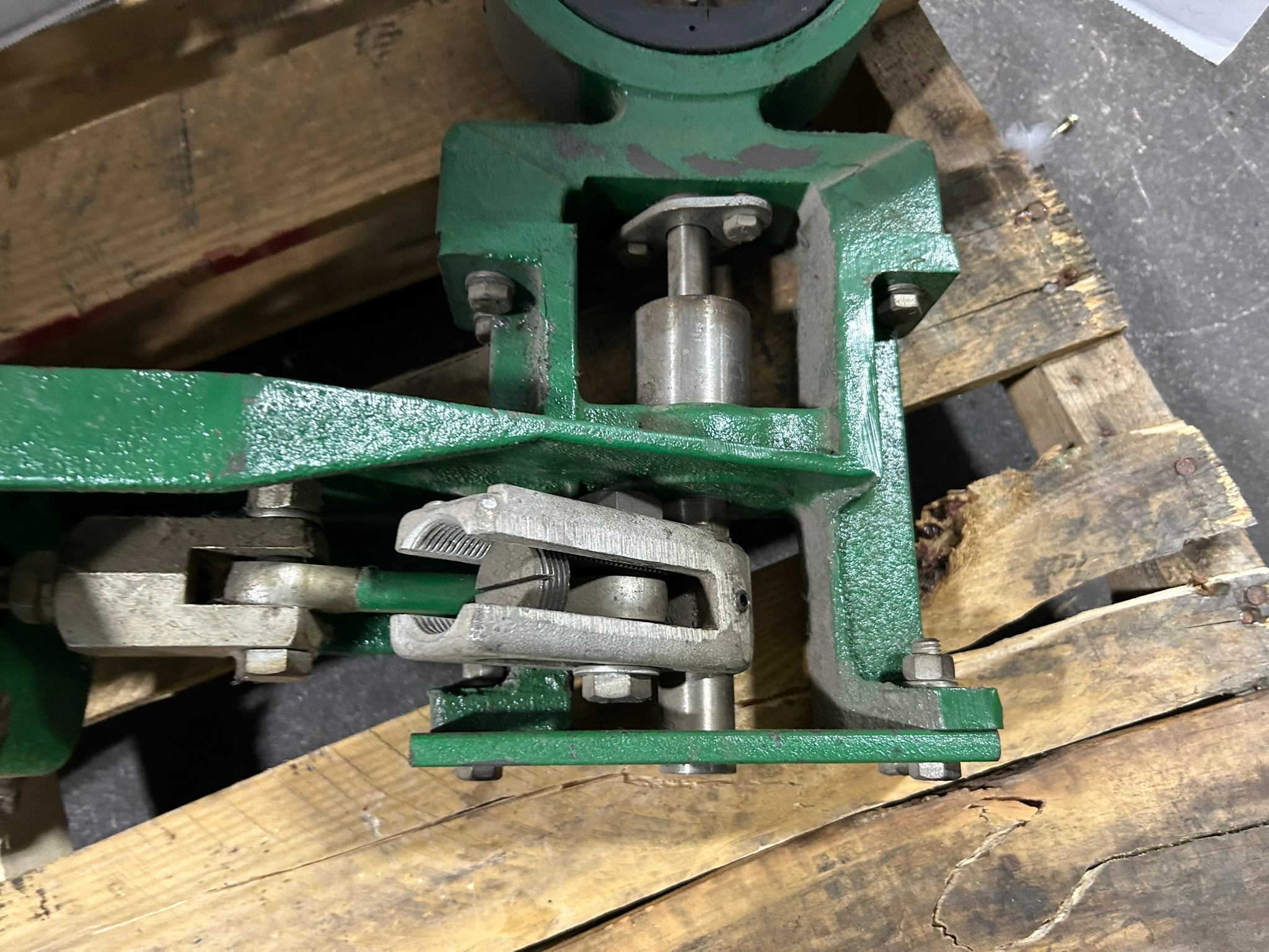 Fisher Controls Gate Valve Size 30 Type 656 Travel 2-1/8 125 PSIG 5867351