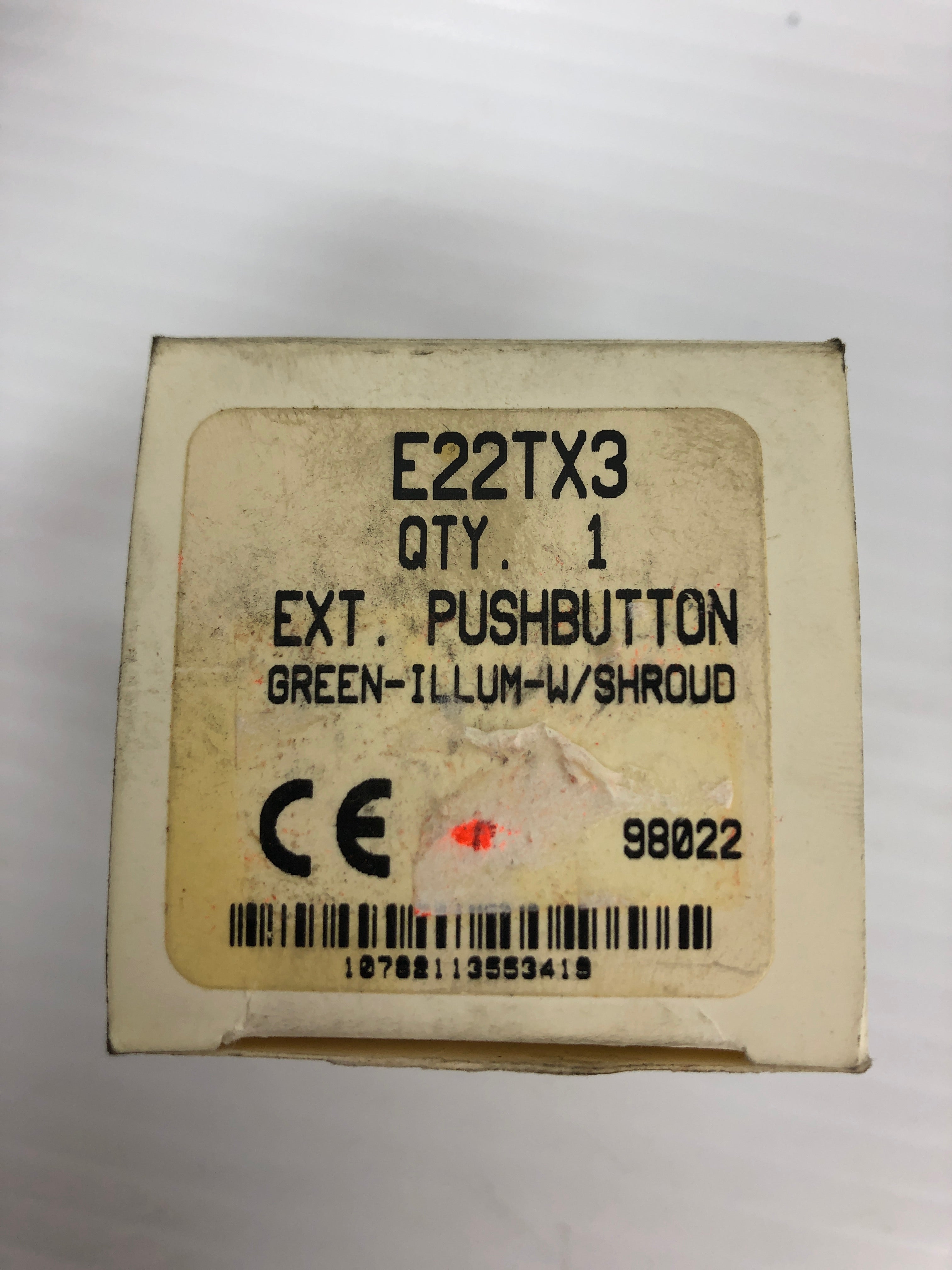 Cutler Hammer E22TX3 Extended Head Green Illuminated Shroud Push Button