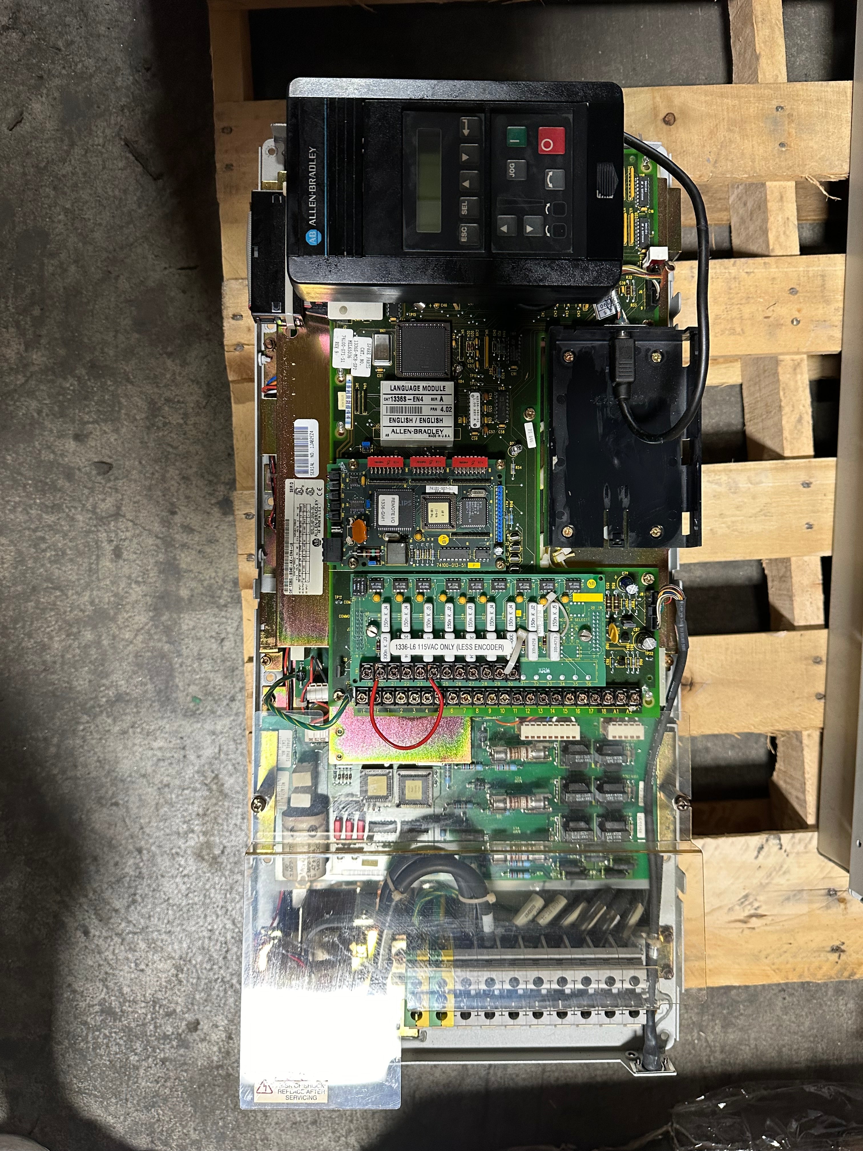 Allen Bradley Variable Frequency Drive 1336S-B040-AX-EN4-L6 with Keypad
