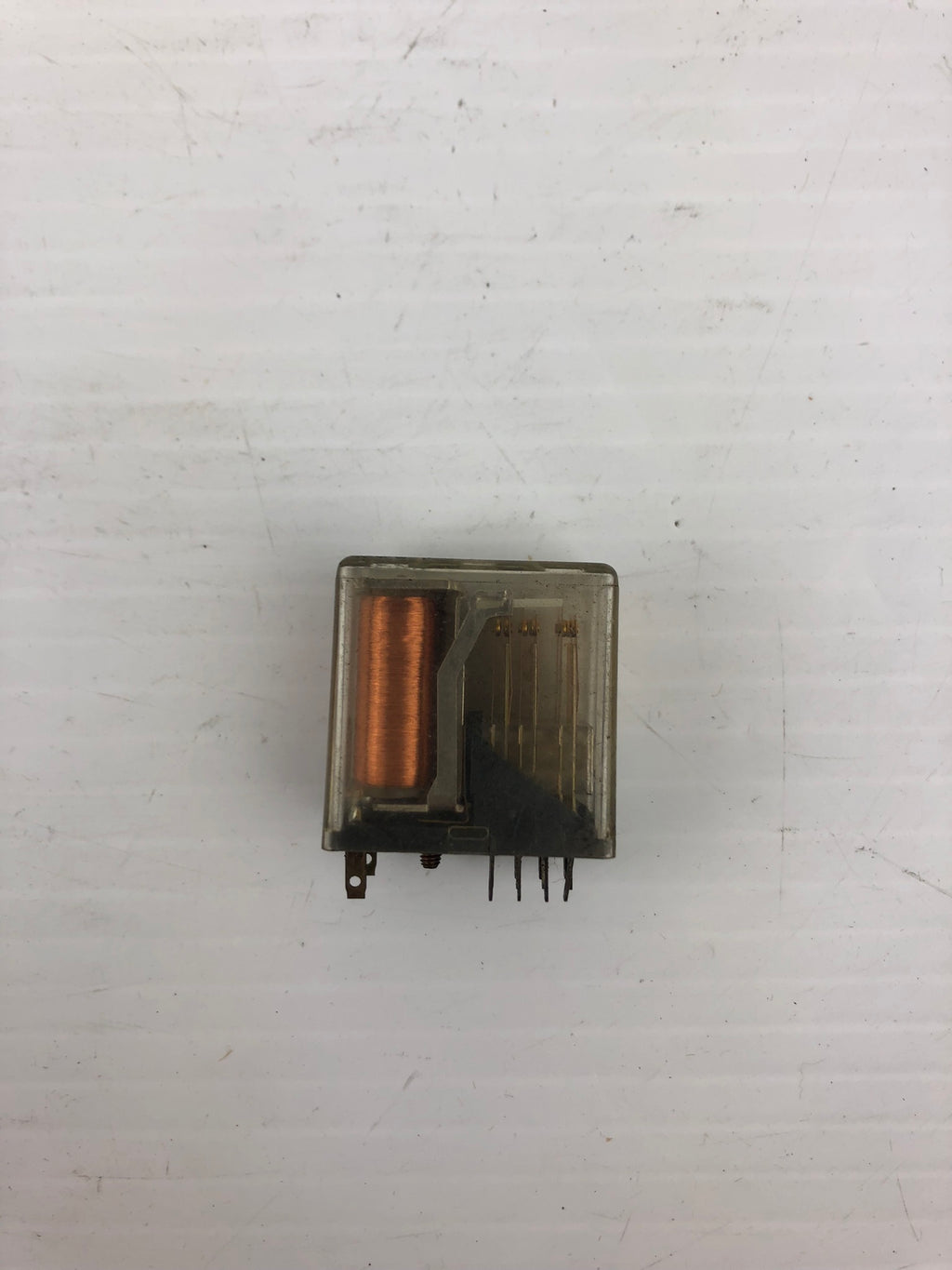 V23154-D0721-F104 - Relé DPDT, 24VDC, 5A V23154-D0721-F104 - Relé DPDT, 24VDC, 5A
