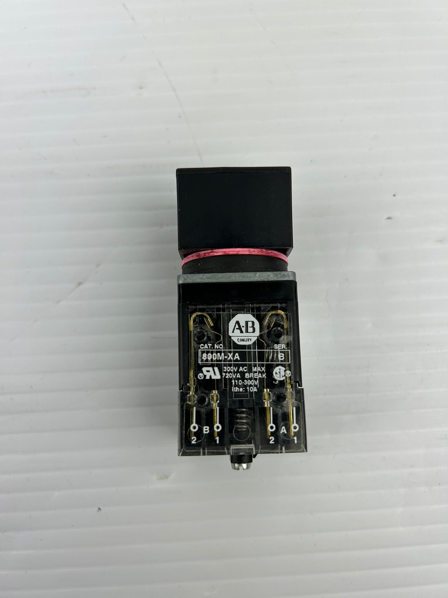 Allen Bradley 800MB-CQAL10 Push Button Series A 800M-XA