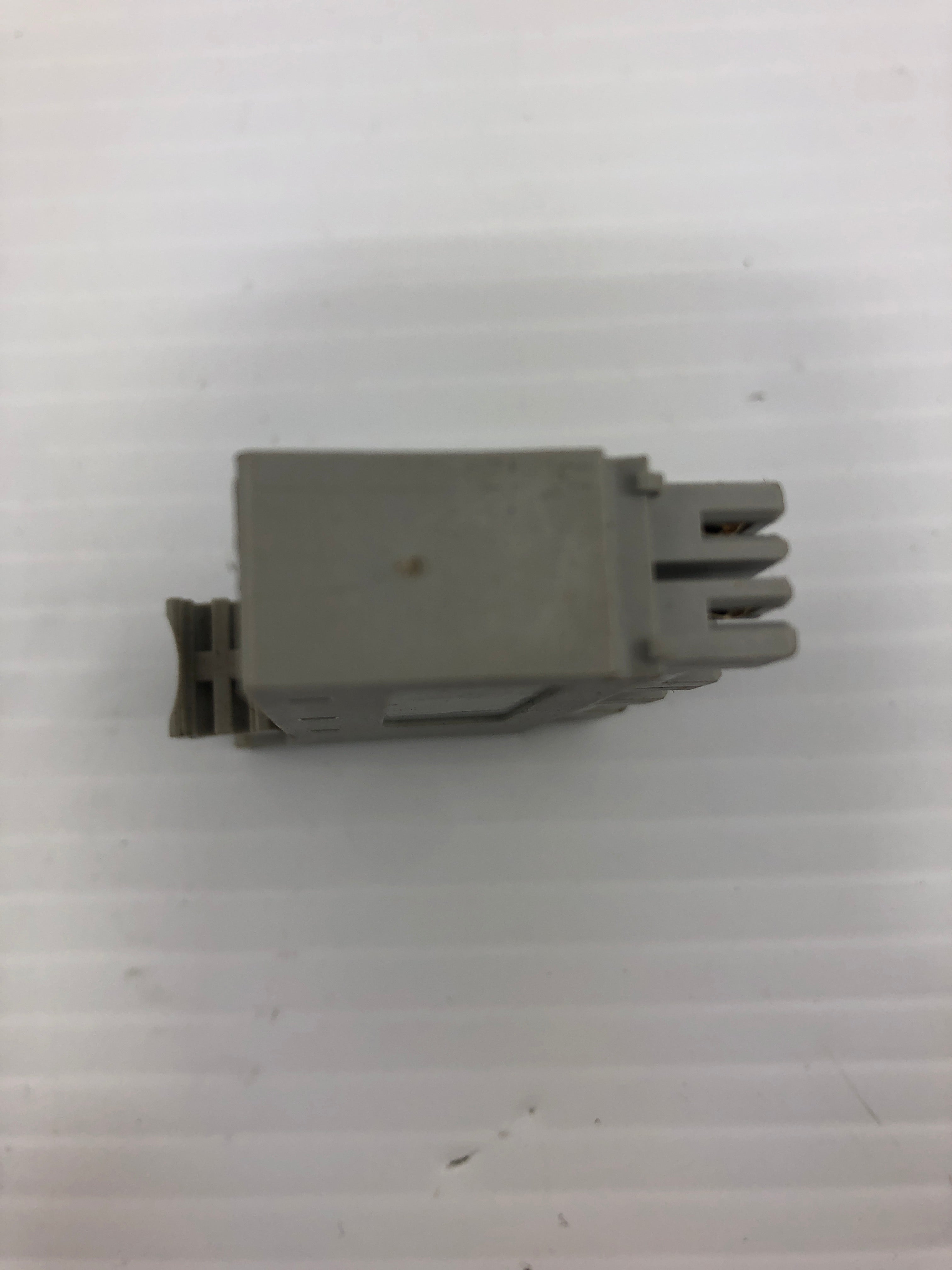 Allen-Bradley 1734-RTBS Terminal Block Series A 95716102 Rev A01