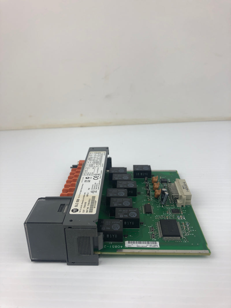 Allen-Bradley 1746-OX8 8-Point Digital Isolated Relay Output Module SLC 500