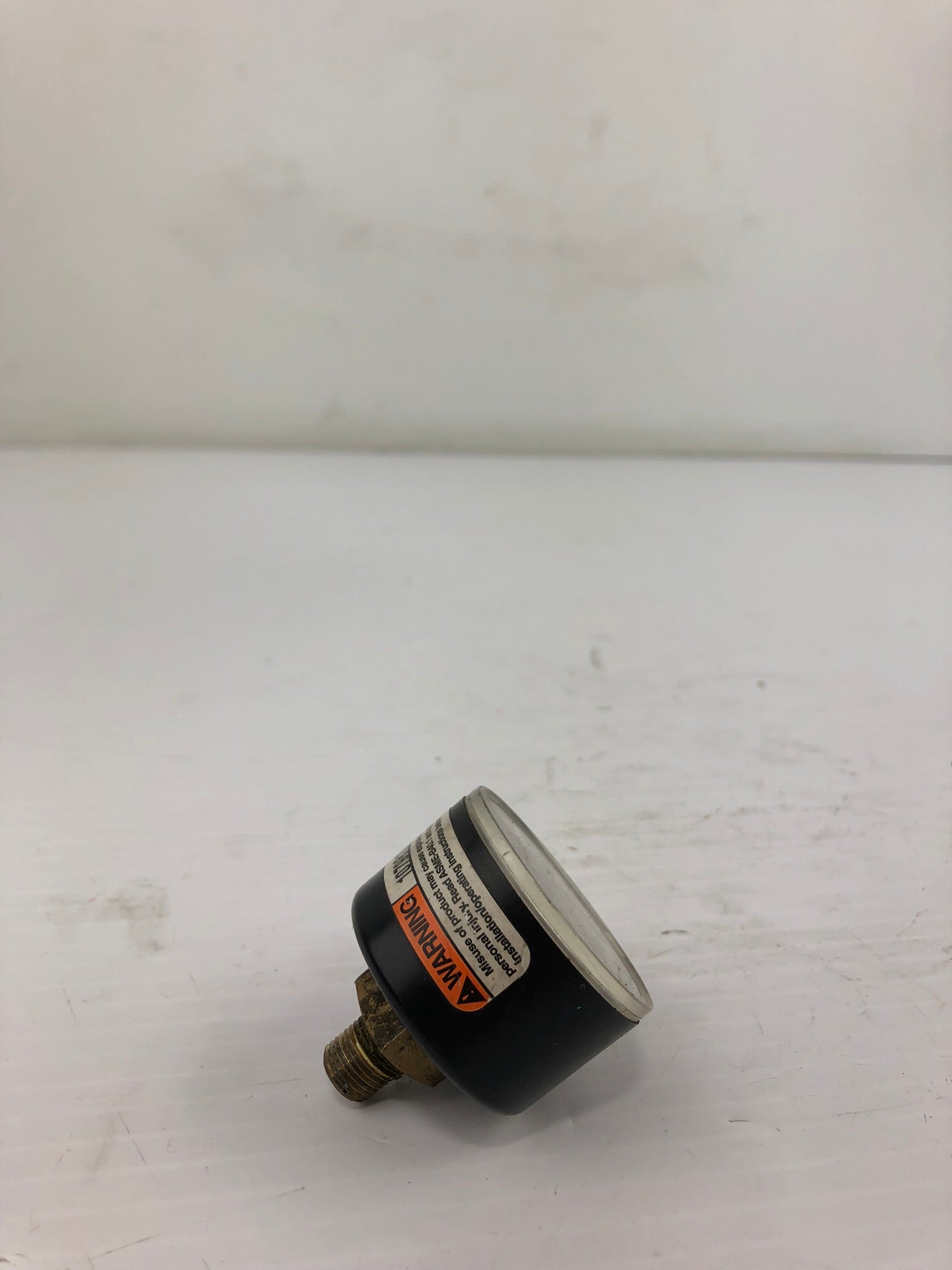 Norgren R07-200-RGKA Compressed Air Regulator and Gauge 18-013-212