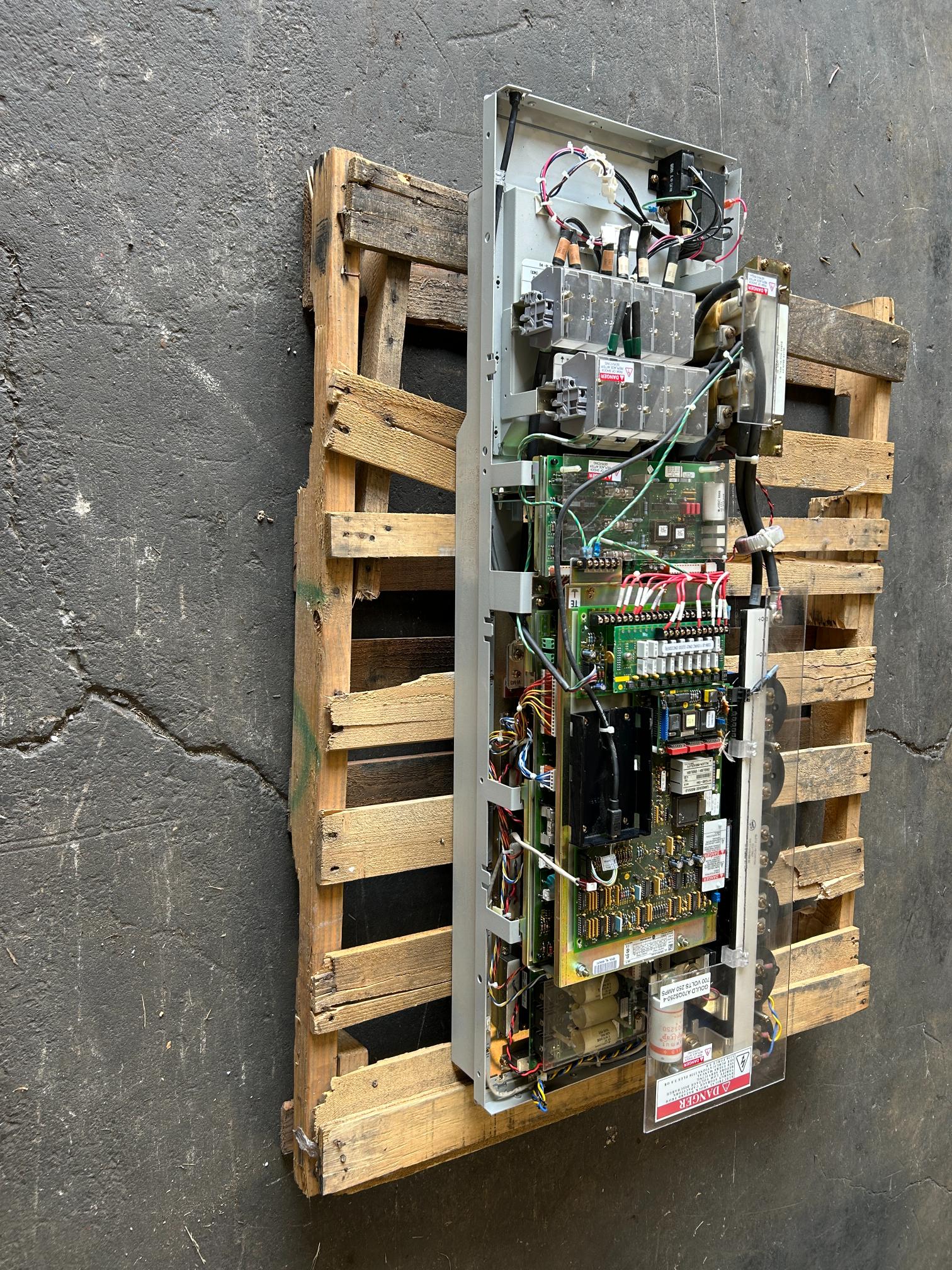 Allen-Bradley 1336 Plus Drive 1336S-B075-AN-EN4 Series D