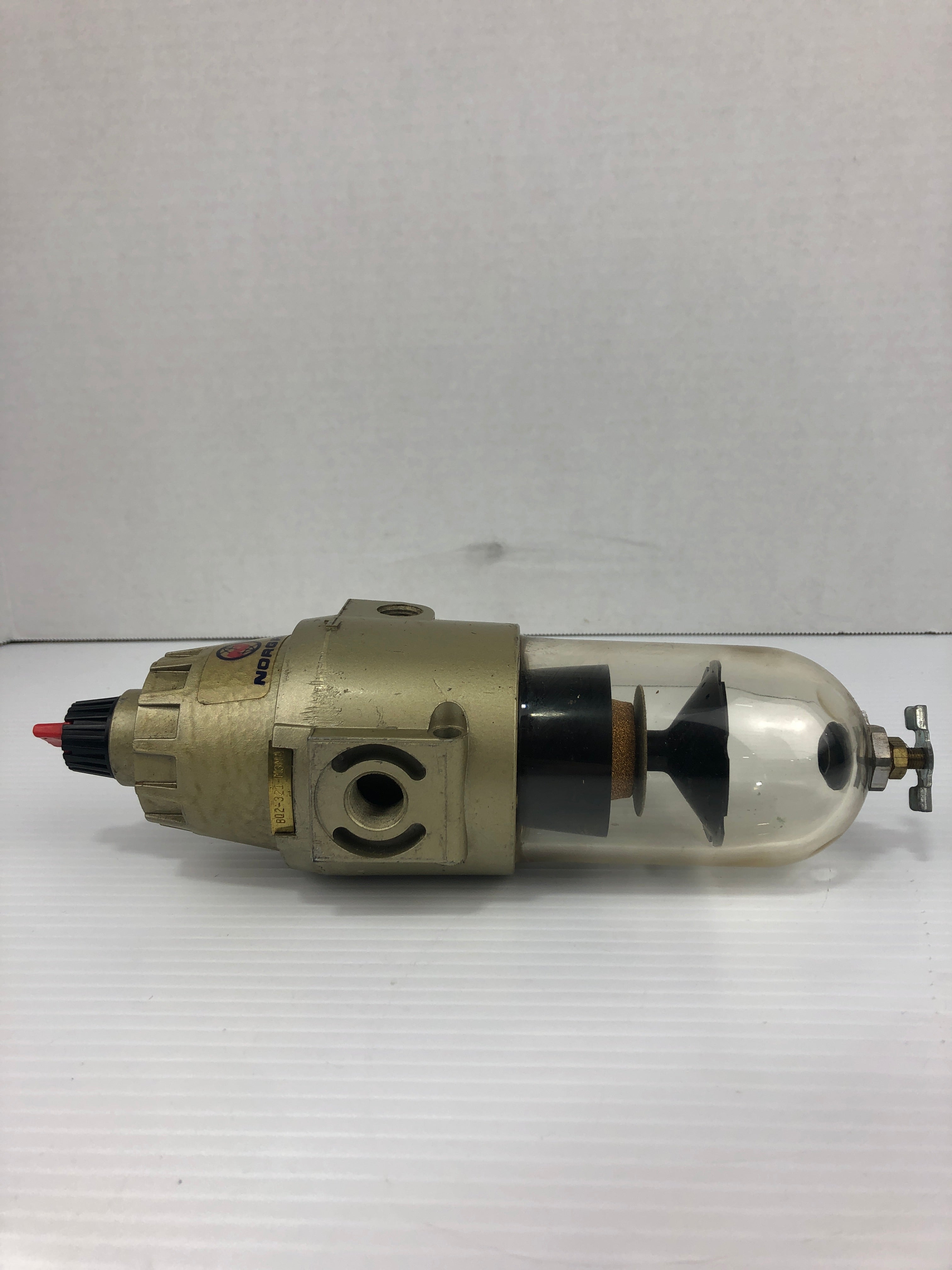 Norgren B02-321-M3MA Pneumatic Filter Regulator