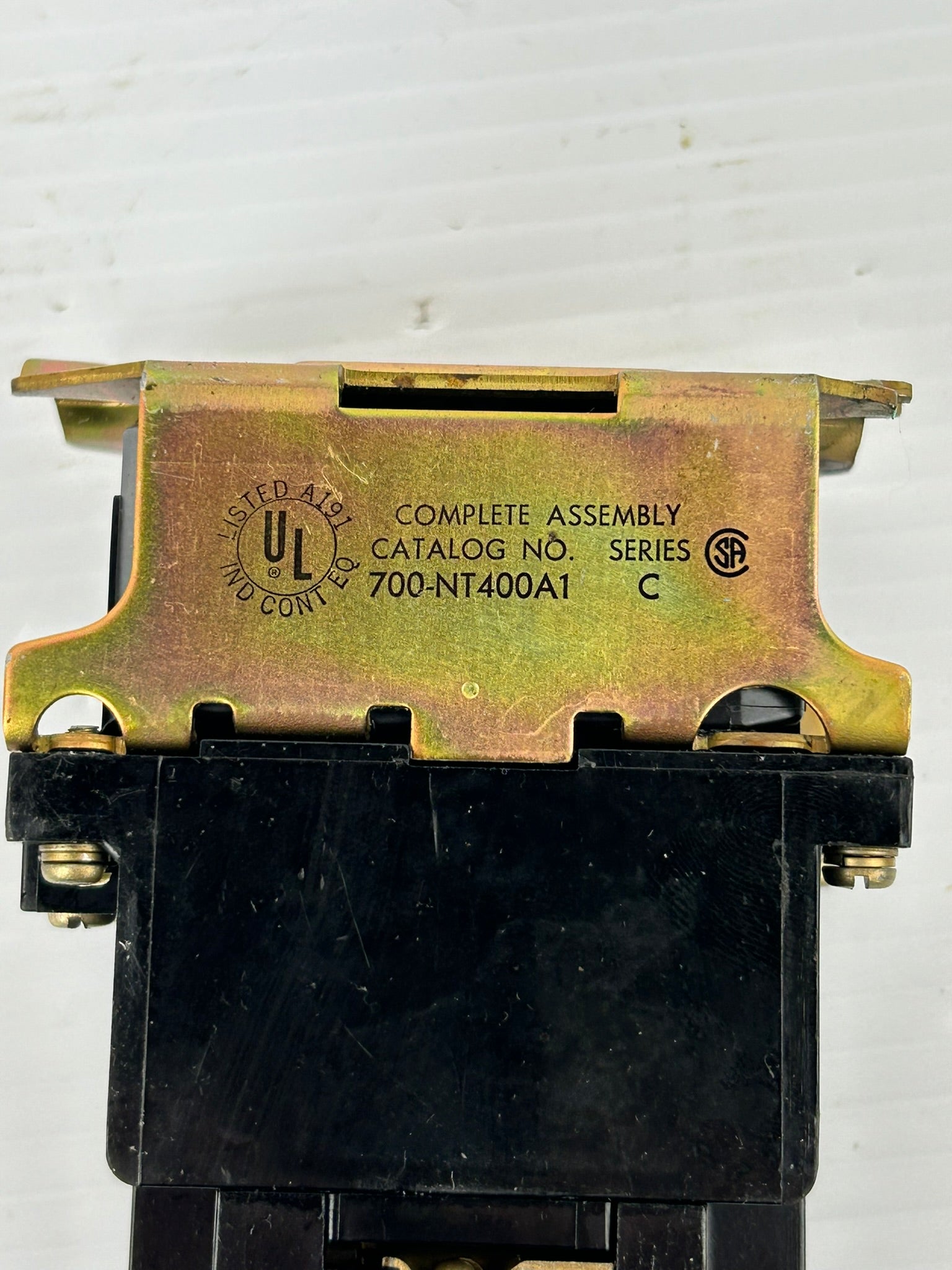 Allen-Bradley 700-NT400A1 Relay Series C with 700-NT Pneumatic Time Delay Unit