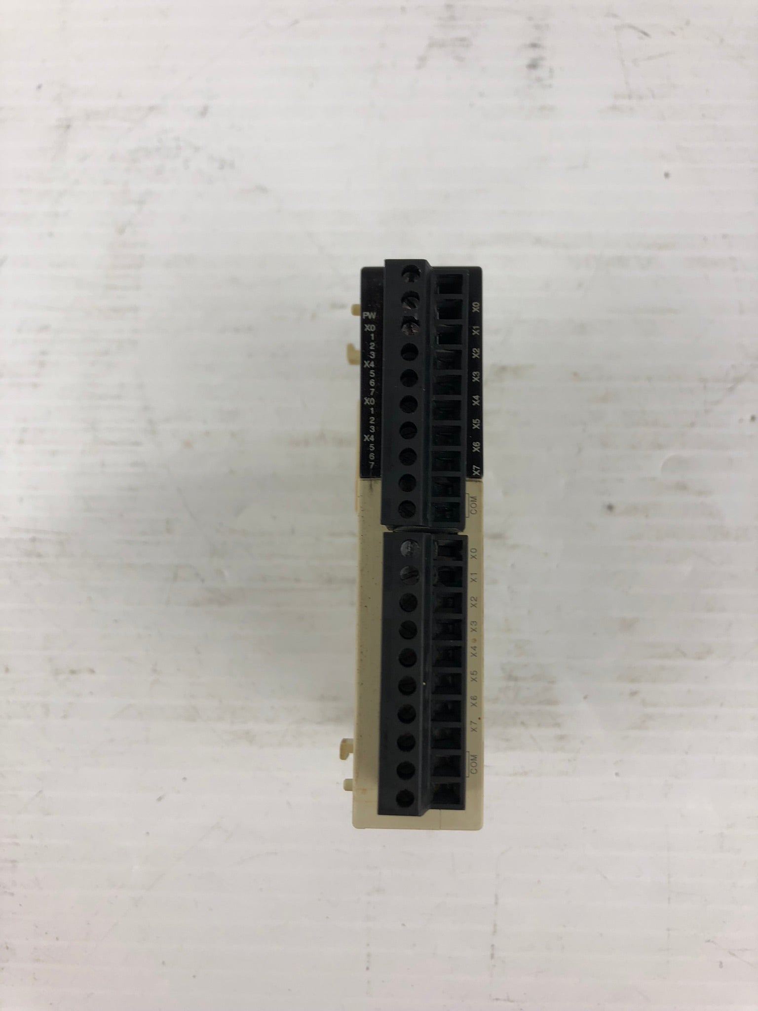 Mitsubishi FX2NC-16EX-T Programmable Controller
