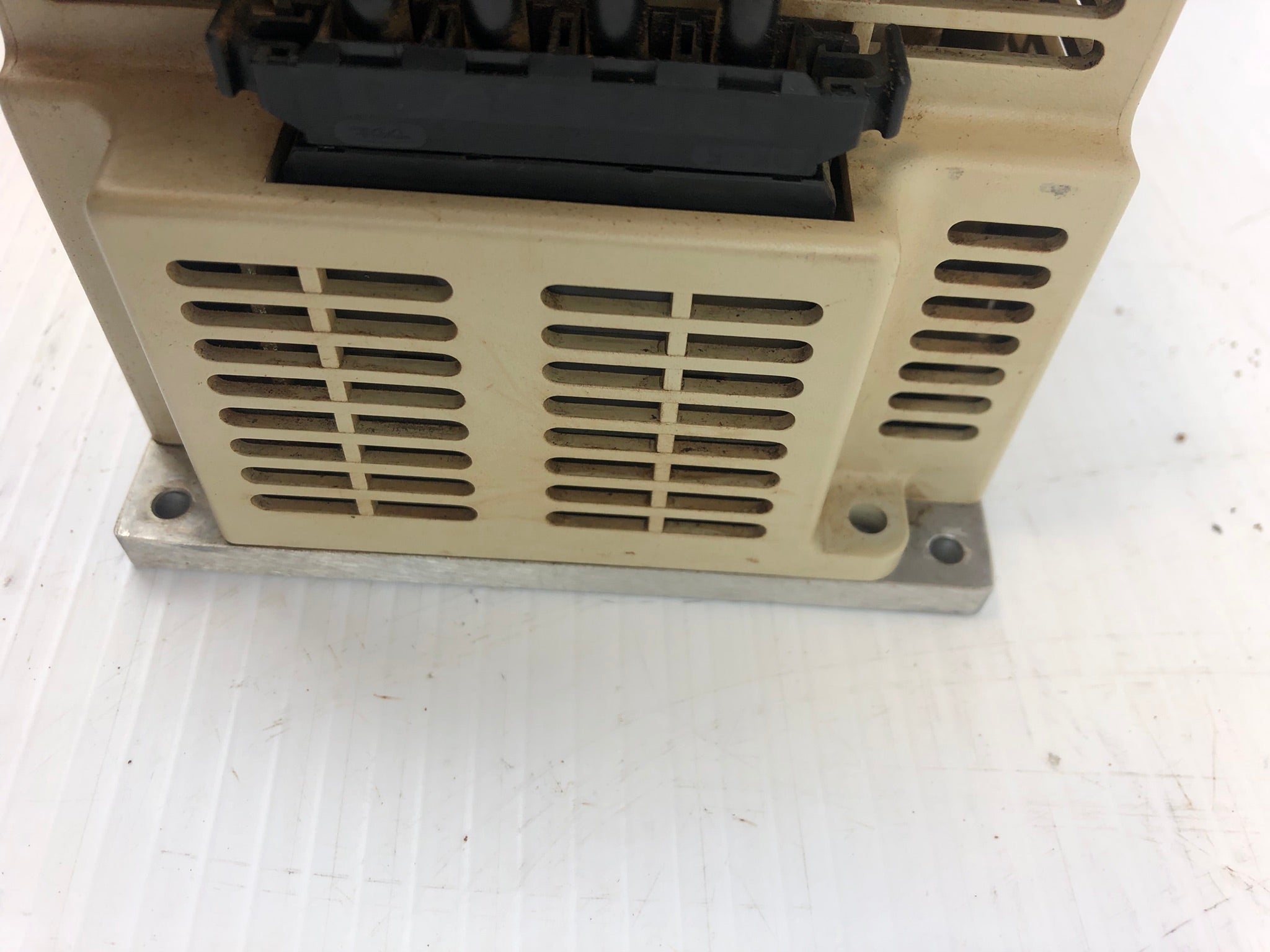 Yaskawa Electric SGDR-SDA950A01B-E Servopack Drive