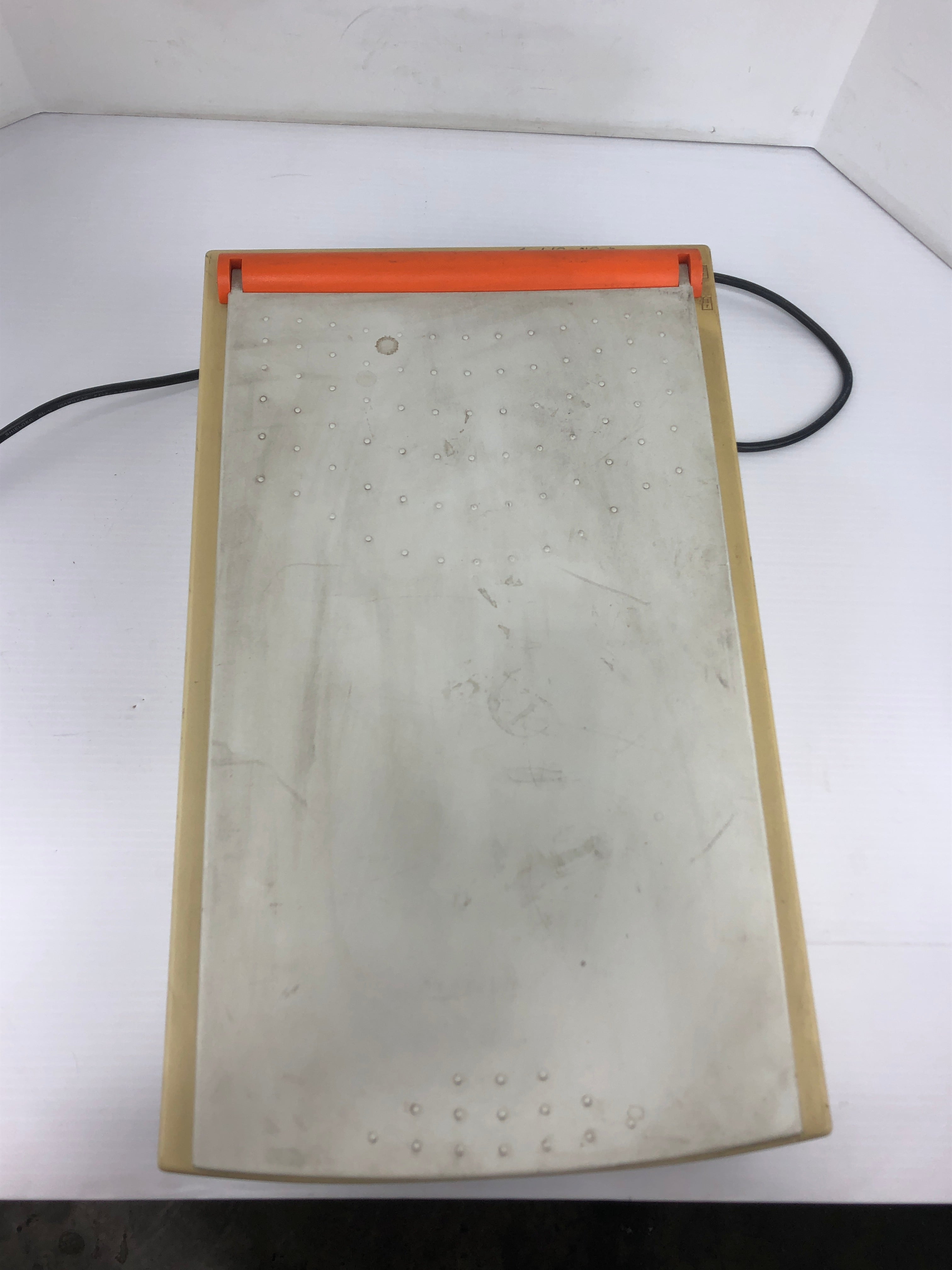 Umax Astra 4000U Flatbed Scanner 4882A121