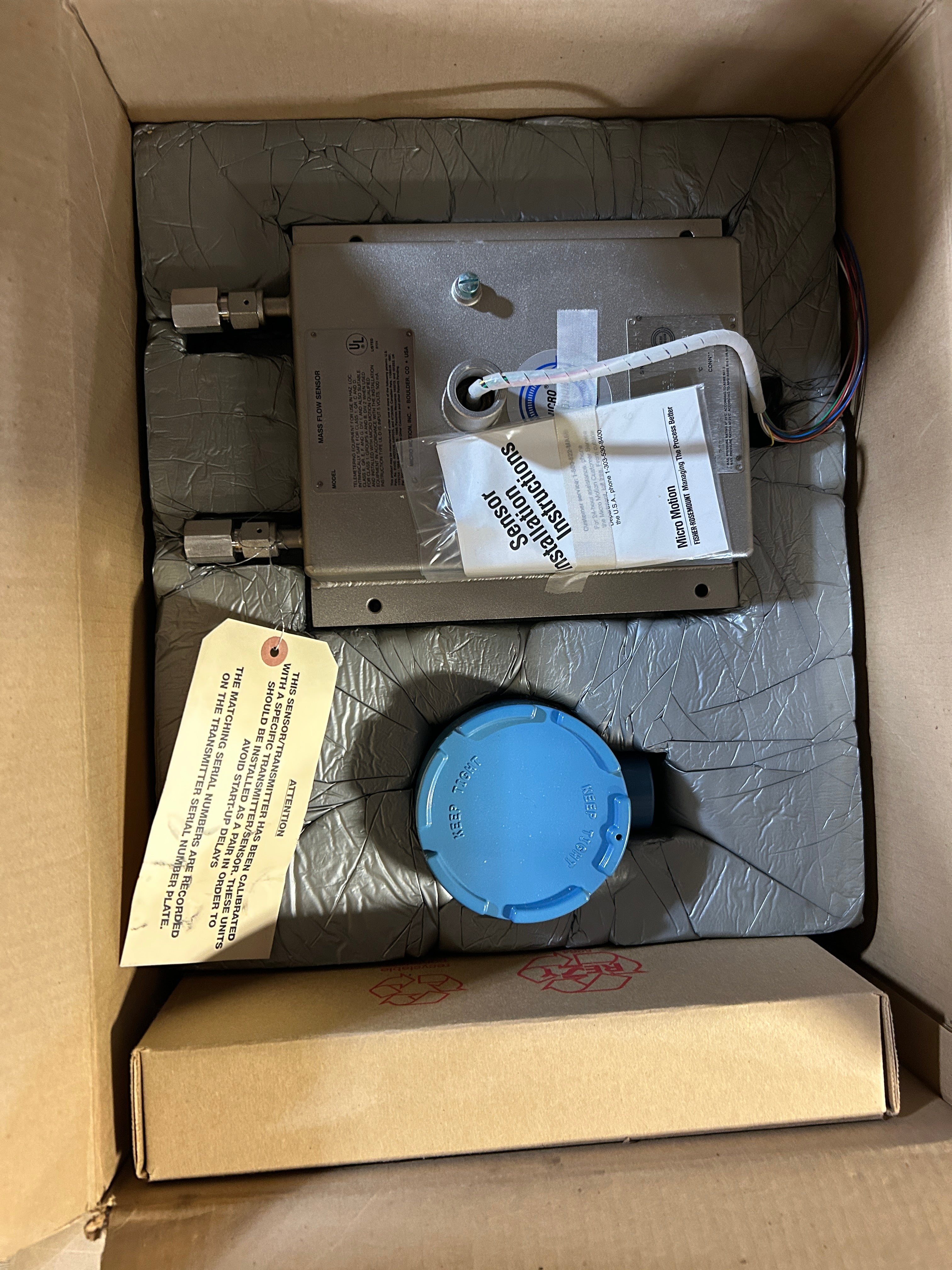 Micro Motion DS012S100SU Mass Flow Sensor Transmitter 950510