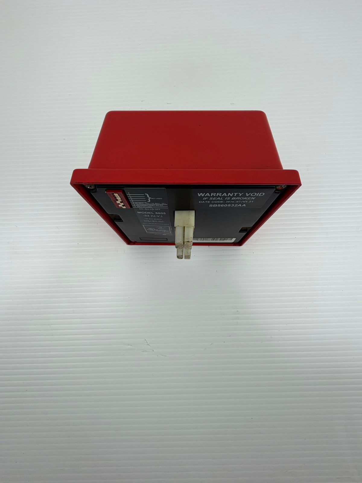 Fireye SB560532AA Veri-Flame UV Flame Safeguard Control 120V 5605-32