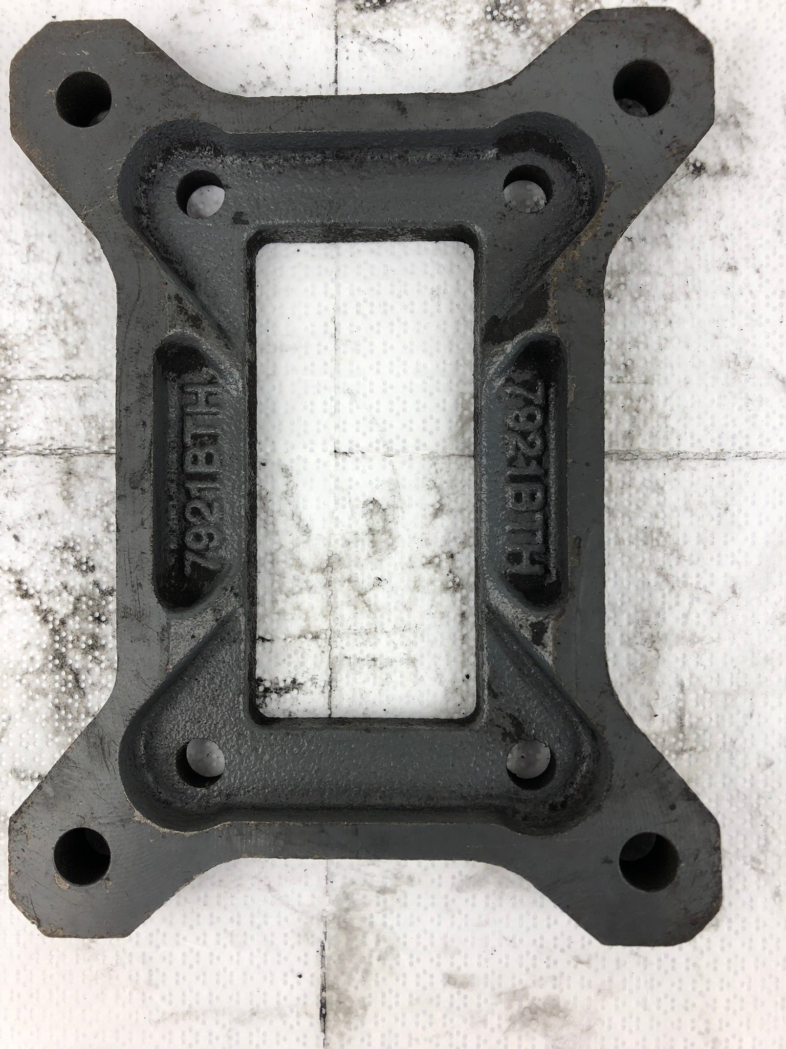 7921BTH Metal Mounting Base