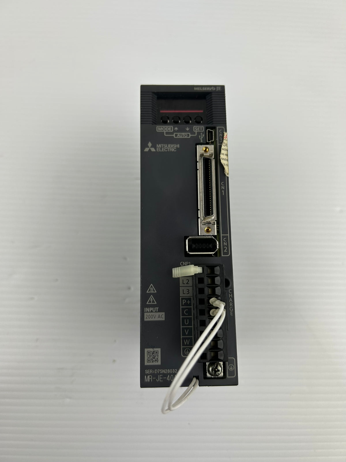 Mitsubishi MR-JE-40A AC Servo Drive 400W 200-240V 3 Phase MRJE40A