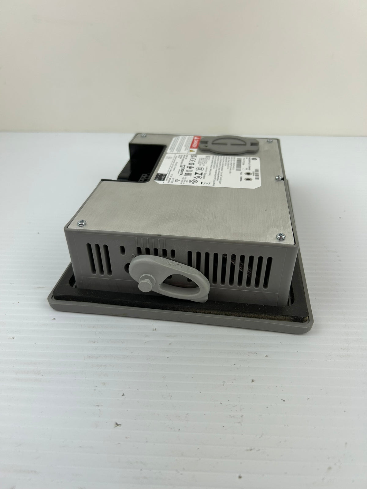 Allen-Bradley PanelView Plus 7 Standard 7" Screen 2711P-T7C21D8S Series C 24VDC