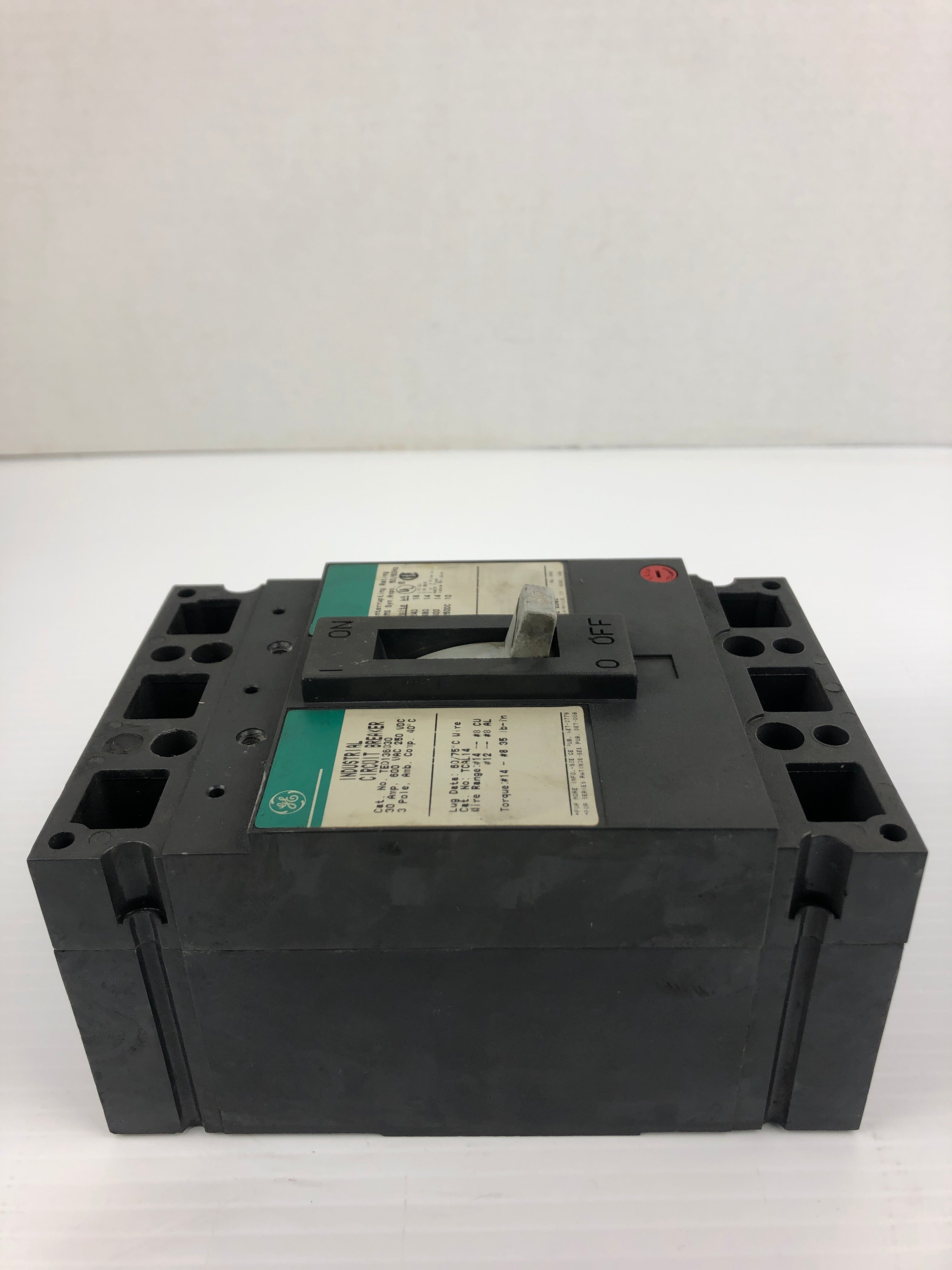 General Electric TED136030 Industrial Circuit Breaker 600VAC 250VDC 30A 3P