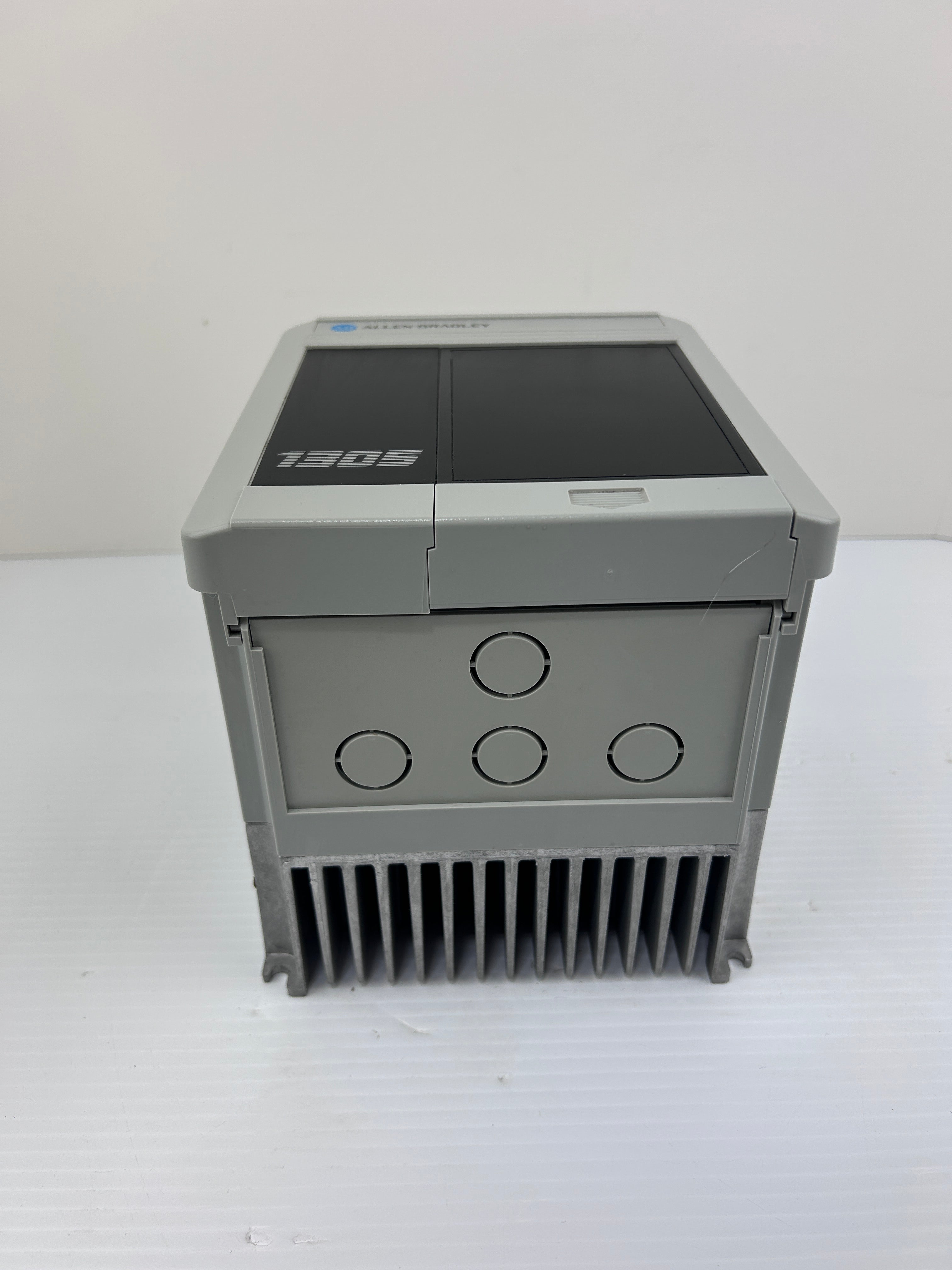 Allen-Bradley 1305-BA03A Adjustable Frequency AC Drive Bulletin 1305 1HP