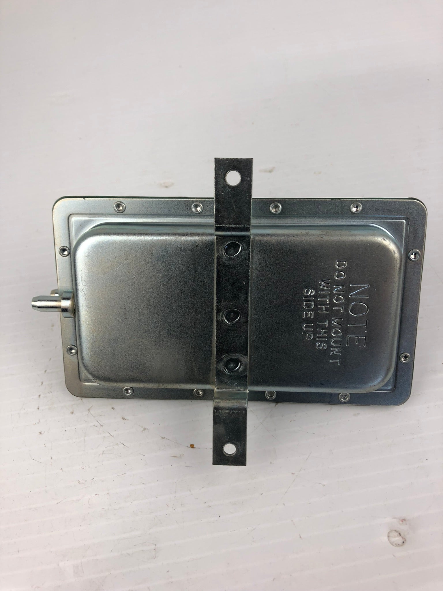 Cleveland Controls DFS-221 Air Sensing Switch 27610-17 00320