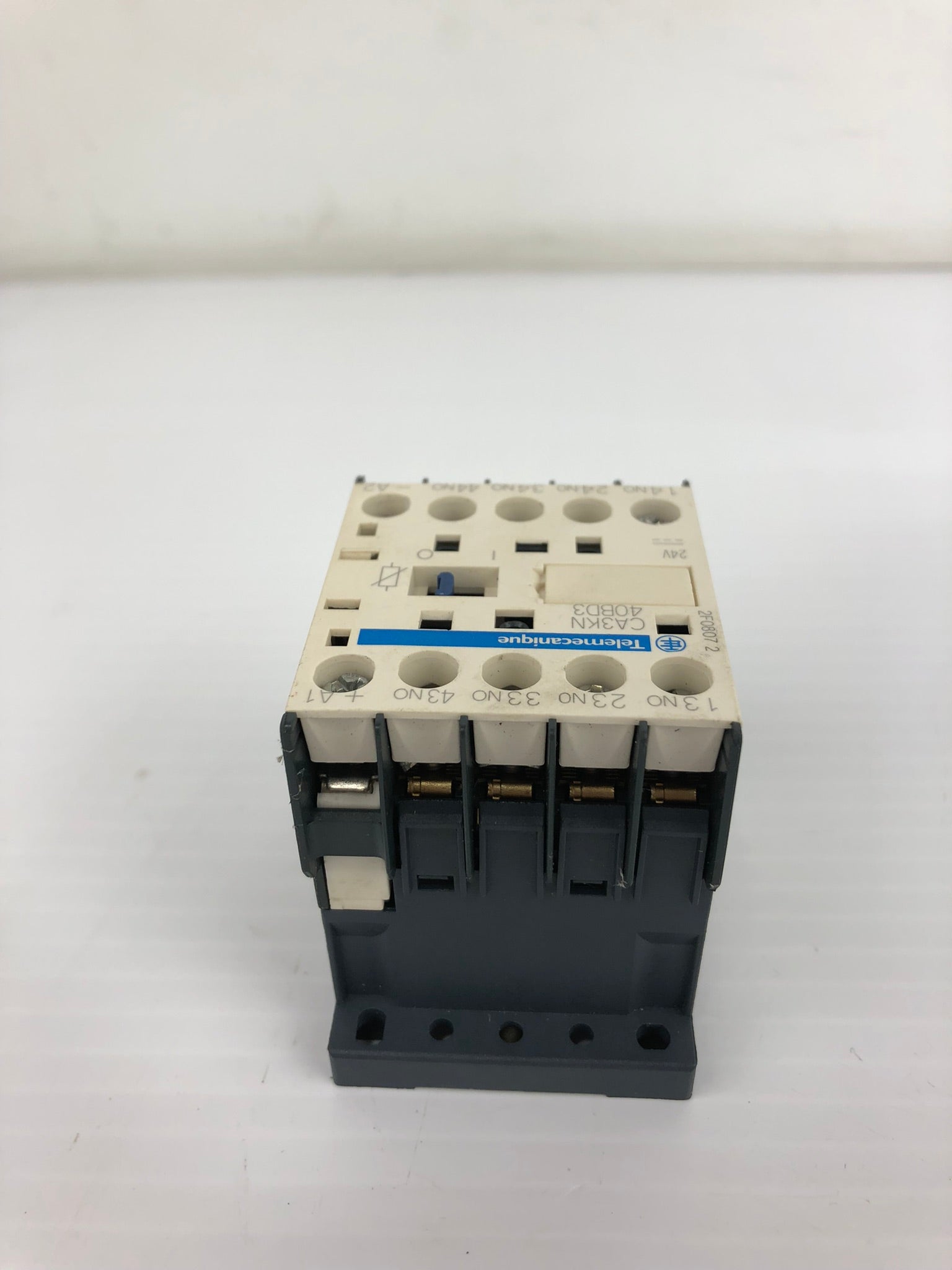 Schneider Electric Telemecanique CA3KN 40BD3 Contactor
