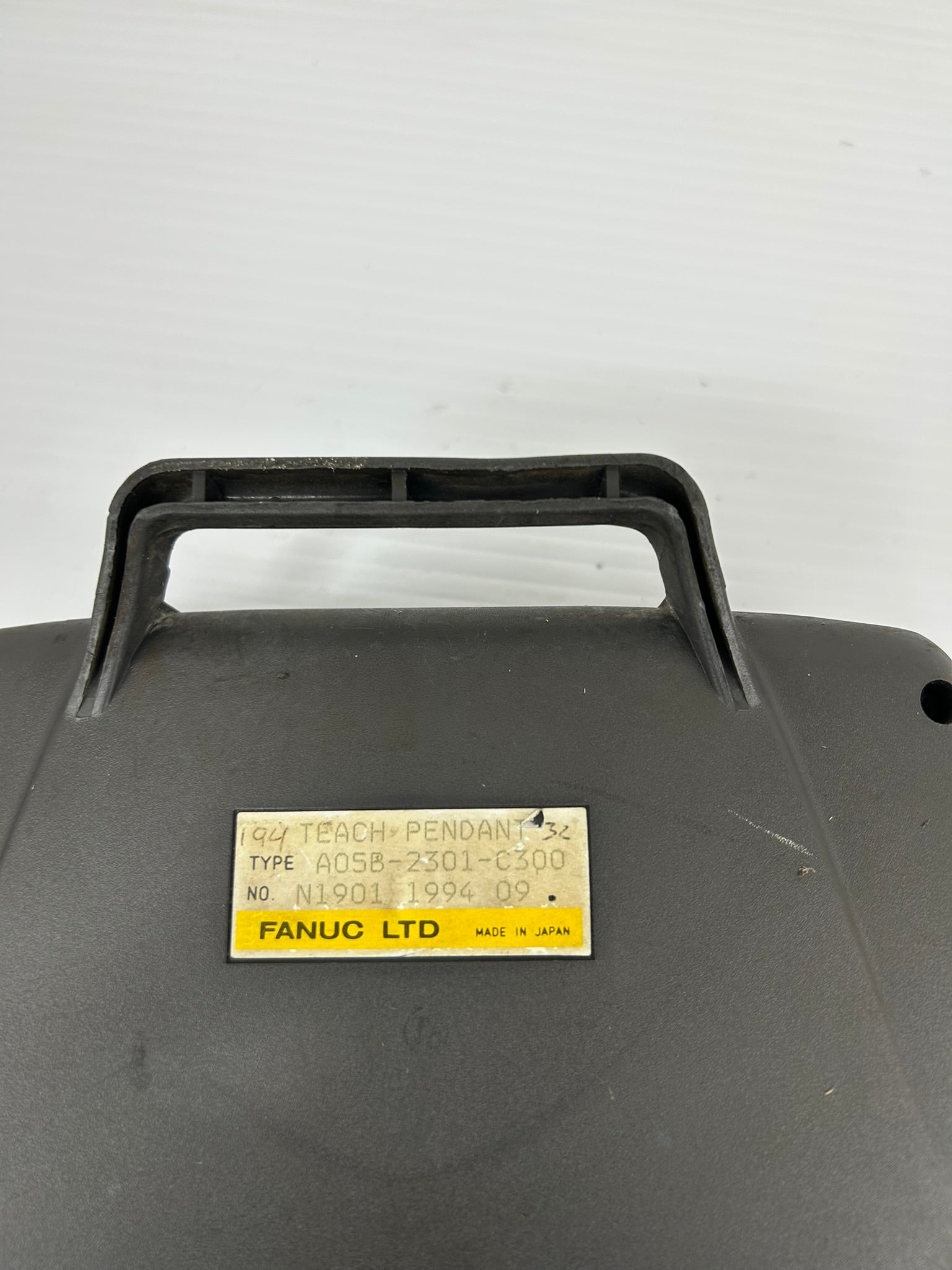 Fanuc A05B-2301-C300 Teach Pendant N1901 1994-09