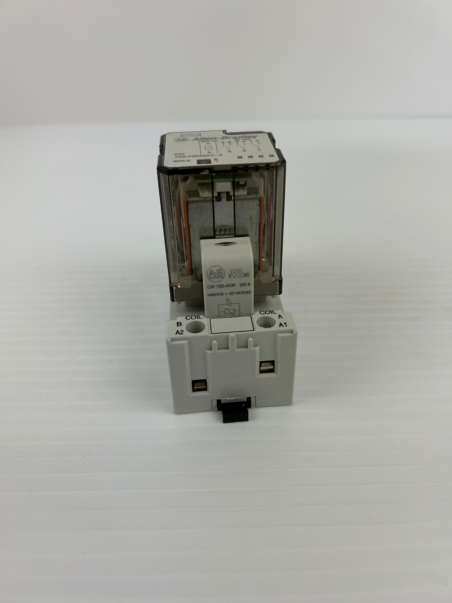 Allen Bradley 700-HB33A1-4 Relay Series A with Base 700-HN153 Series B