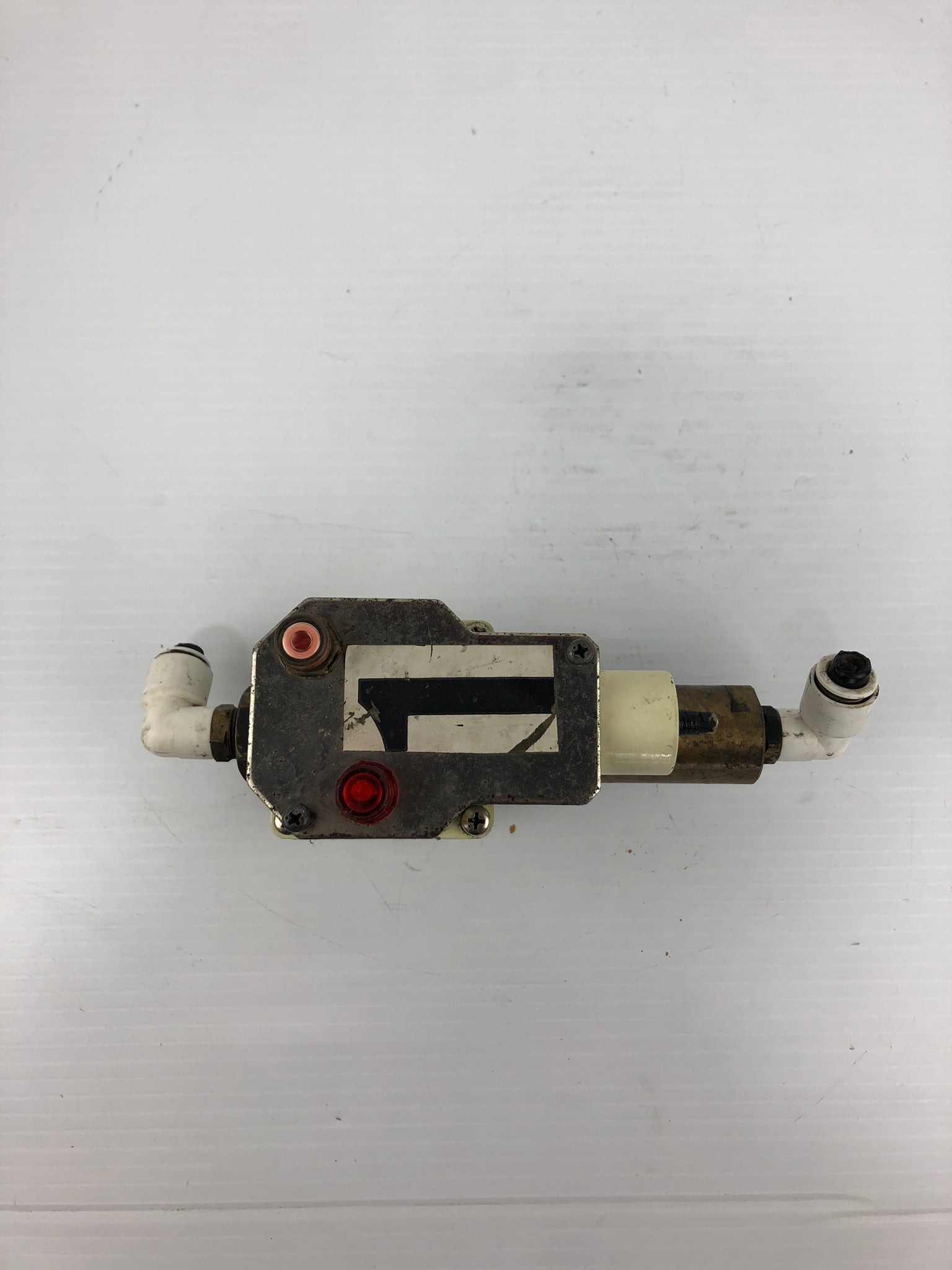 SMC FW510-06-X300 Flow Switch with XT14-145-W Check Valve