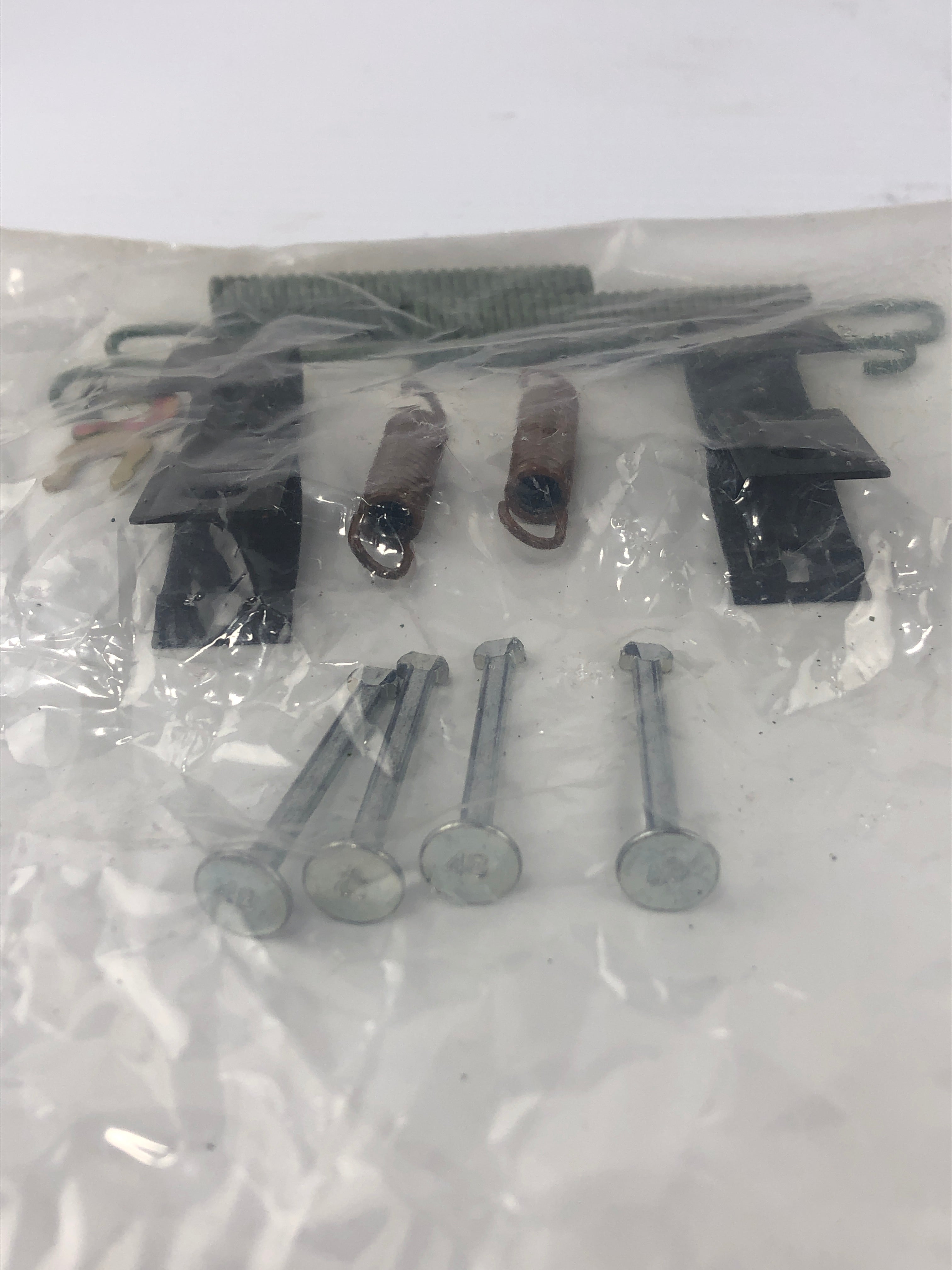 Carlson Drum Brake Hardware Kit Rear 17351