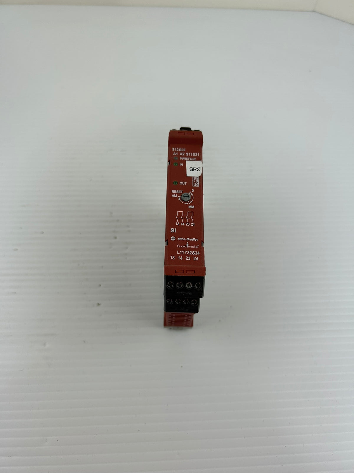 Allen-Bradley 440R-S12R2 Guardmaster Single Input Safety Relay 24VDC