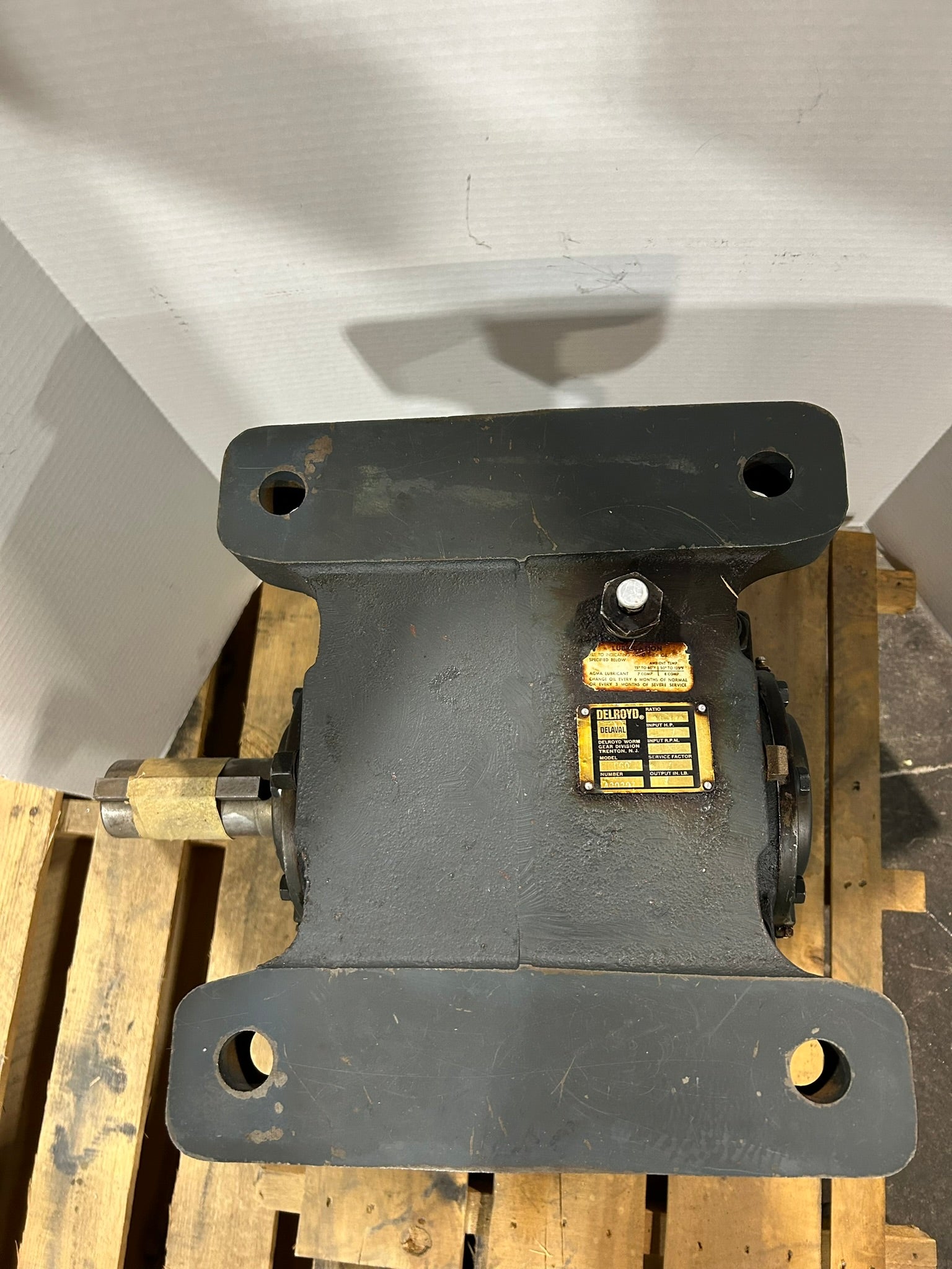 Delroyd E60 Gear Reducer 439297 - Shaft Length 4-1/2" x Shaft Diameter 2"