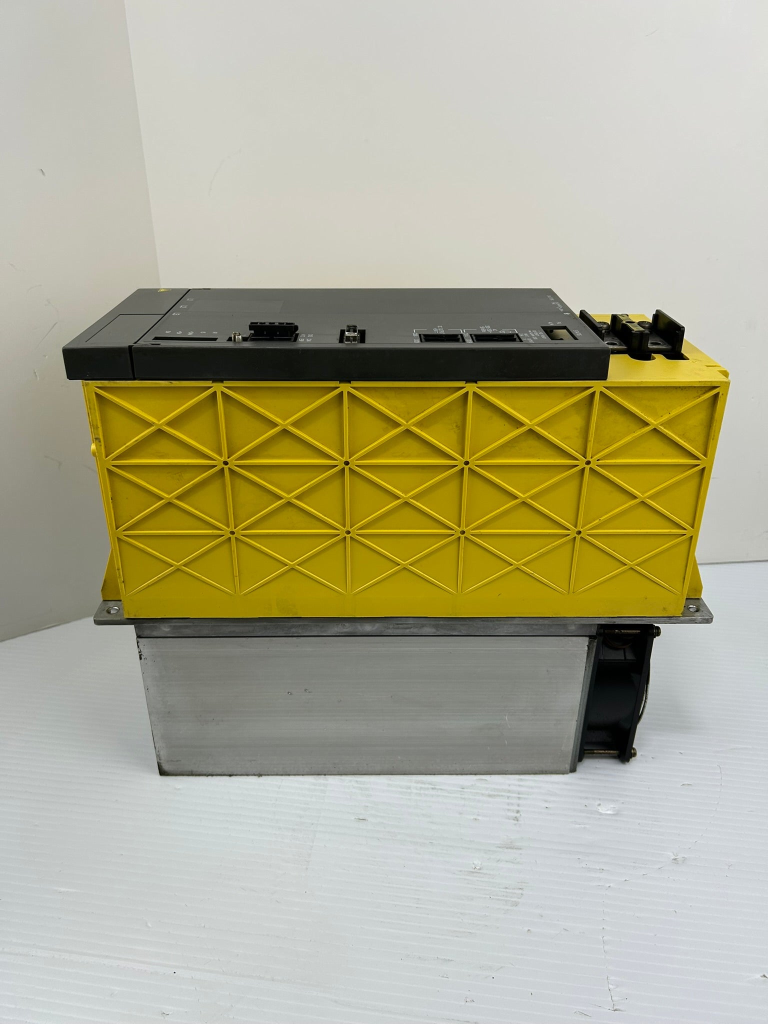 Fanuc A16B-2202-0421/11H Servo Amplifier Drive A20B-1006-0470/01A