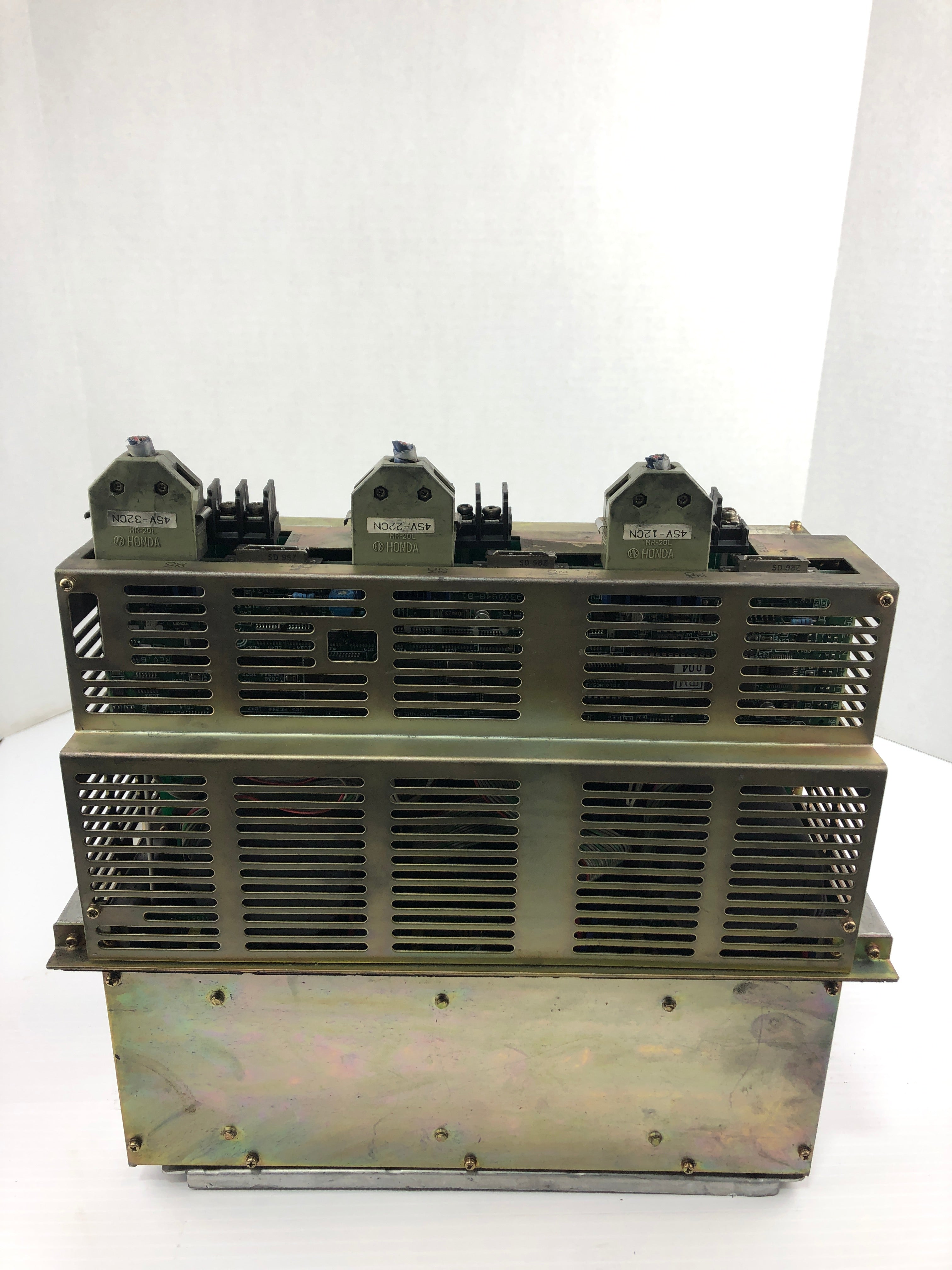 Yaskawa Electric CACR-IR Servopack Controller R10697-894-2 D0045A536010002